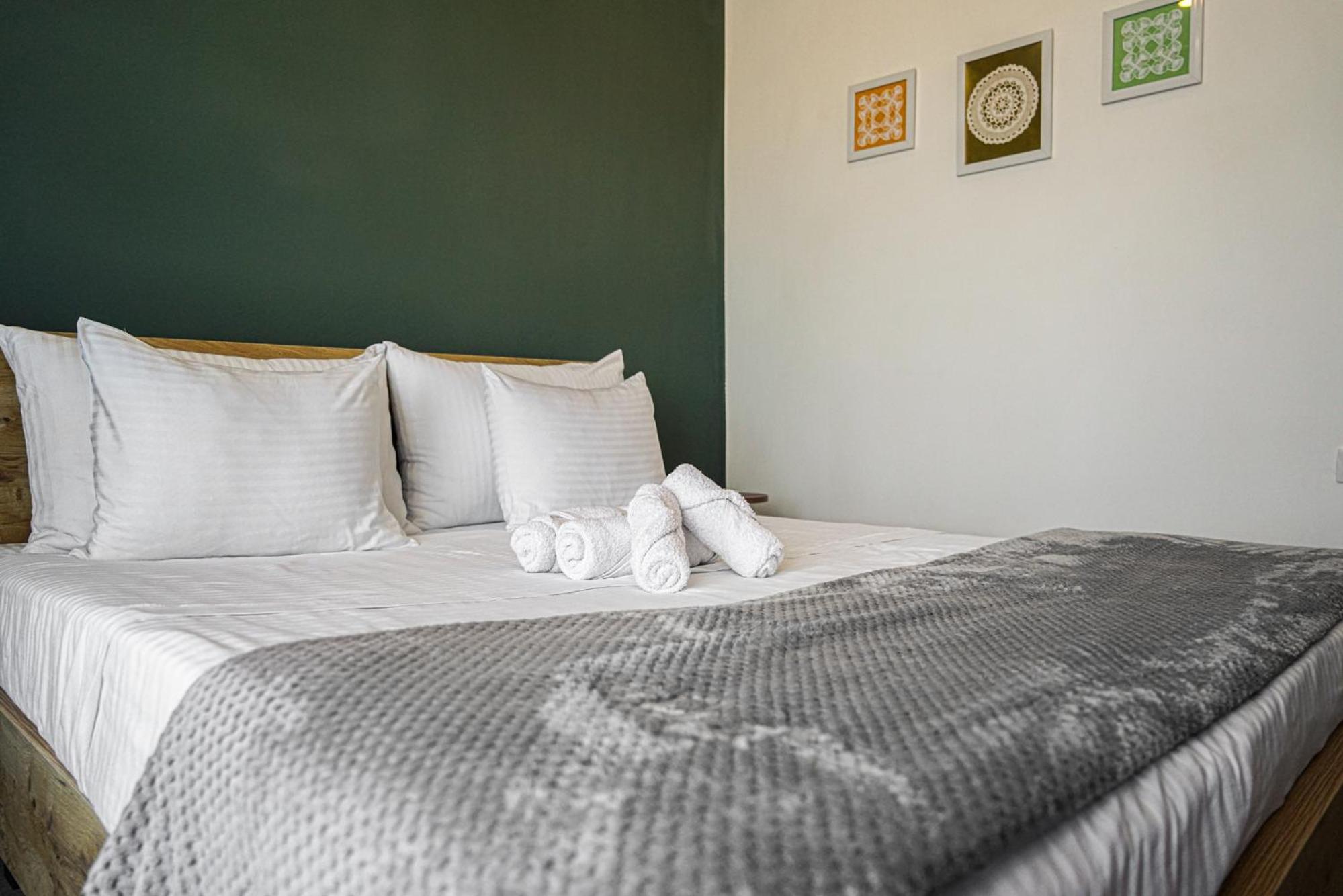 Double Room with Balcony photo 2