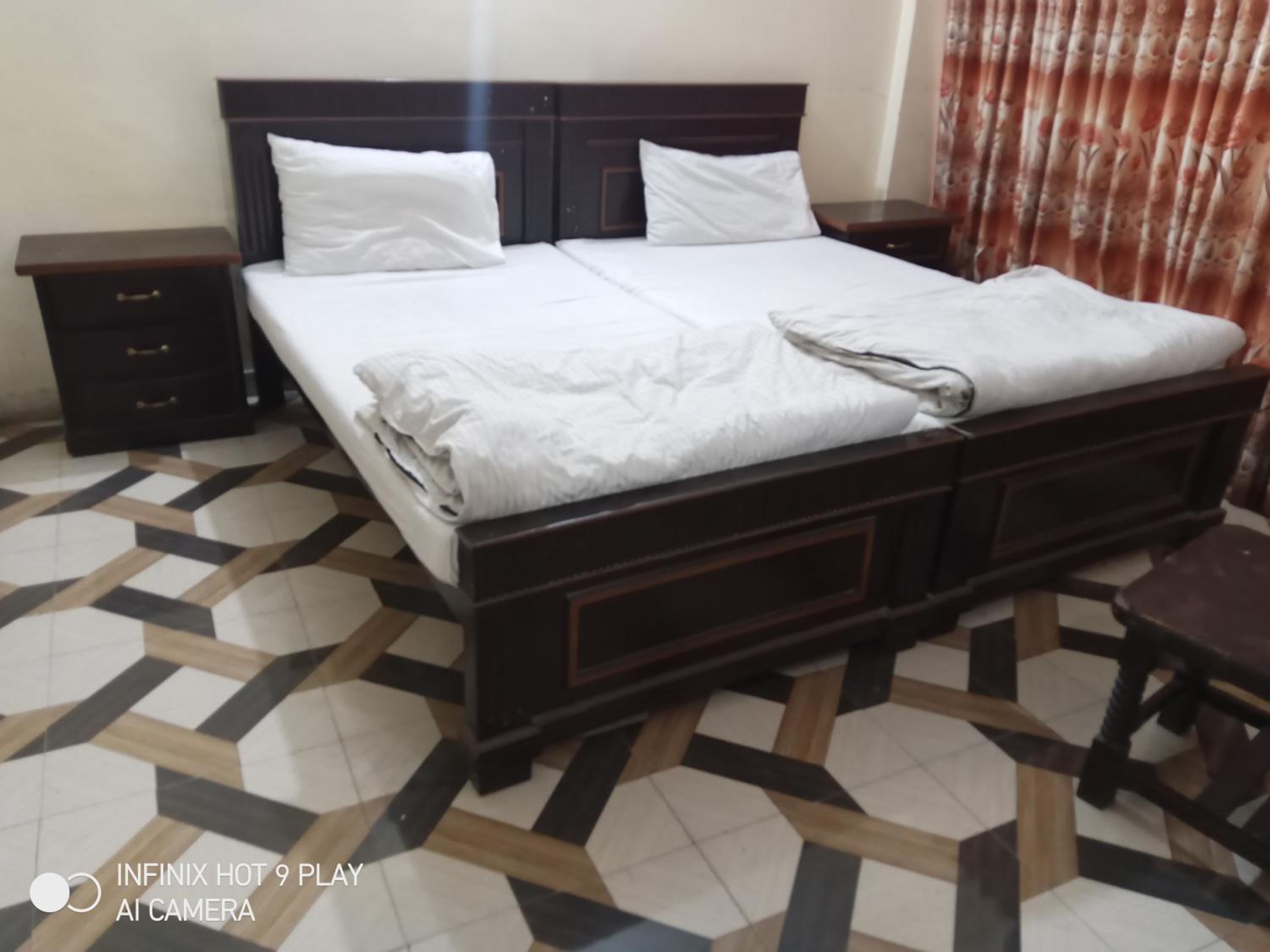 Double Room with Balcony (2 Adults + 1 Child) photo 3