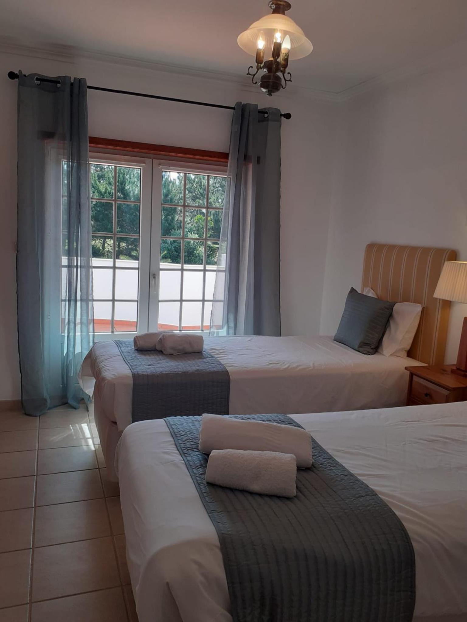 Four-Bedroom House photo 1