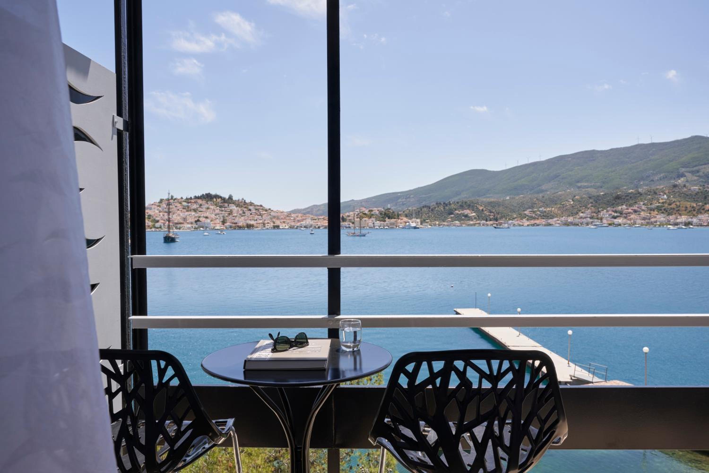 Junior Suite with Sea and Poros Town View - Photo 8