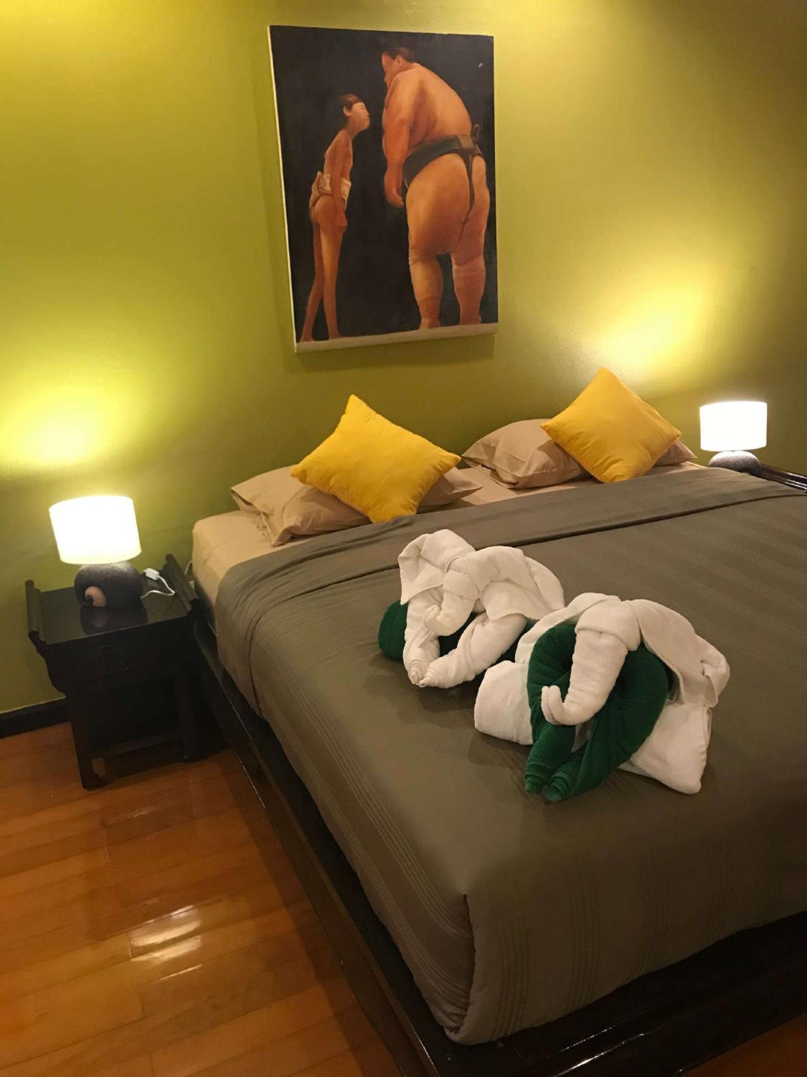 Suite Familiar de Lujo con Vista a la Piscina
