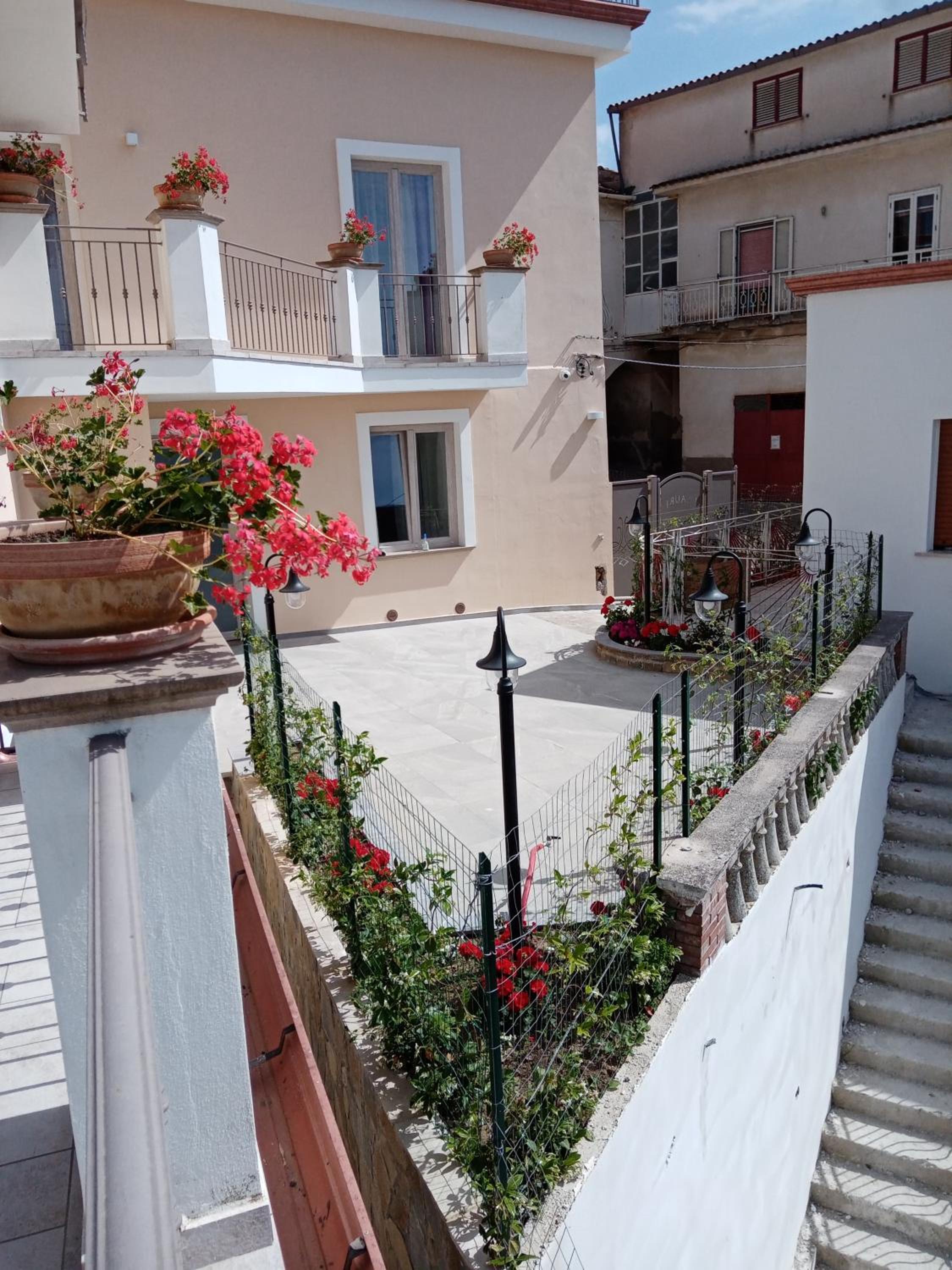 Residence I Lauri, Billede 8