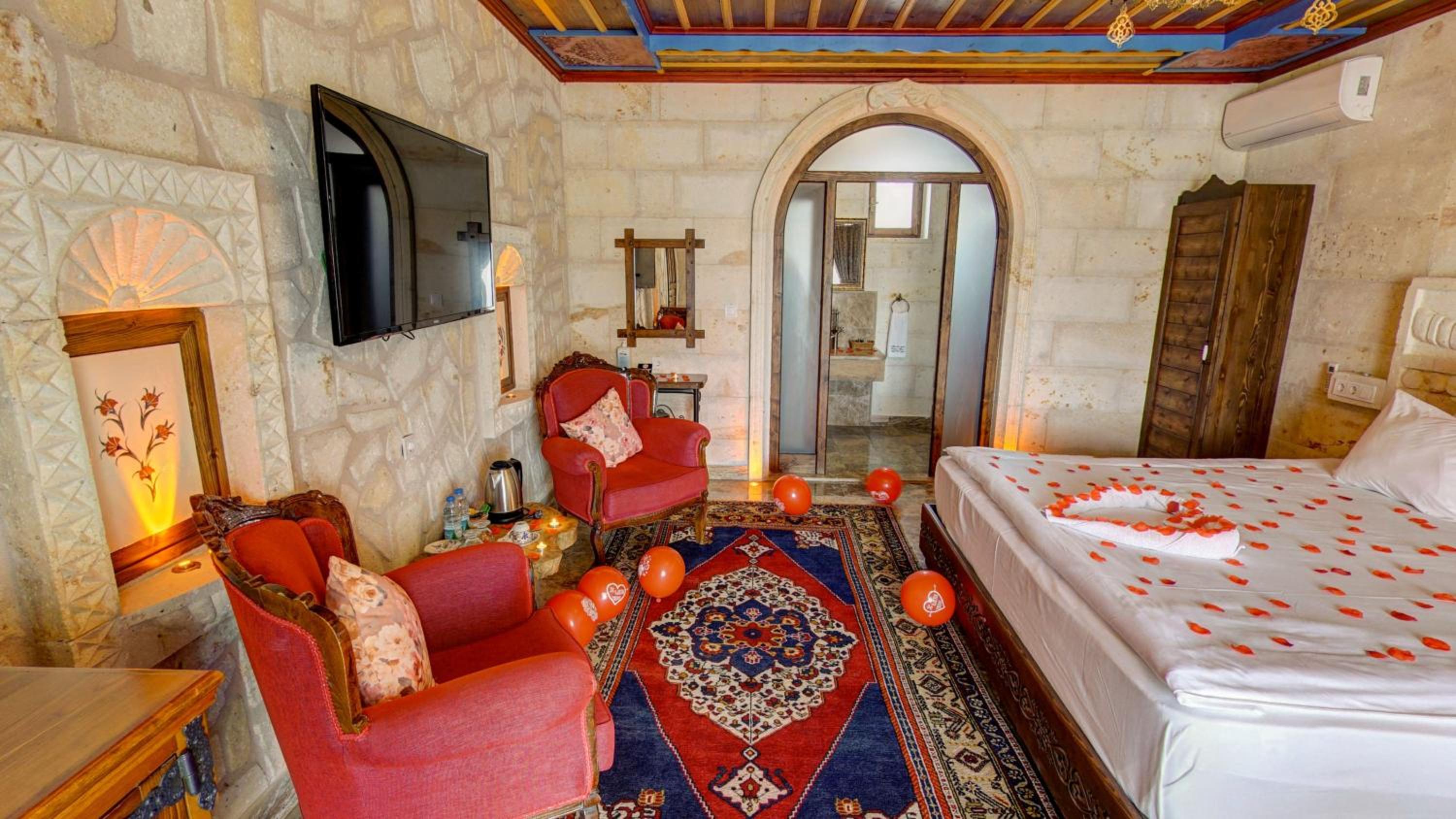 Deluxe Triple Room photo 2