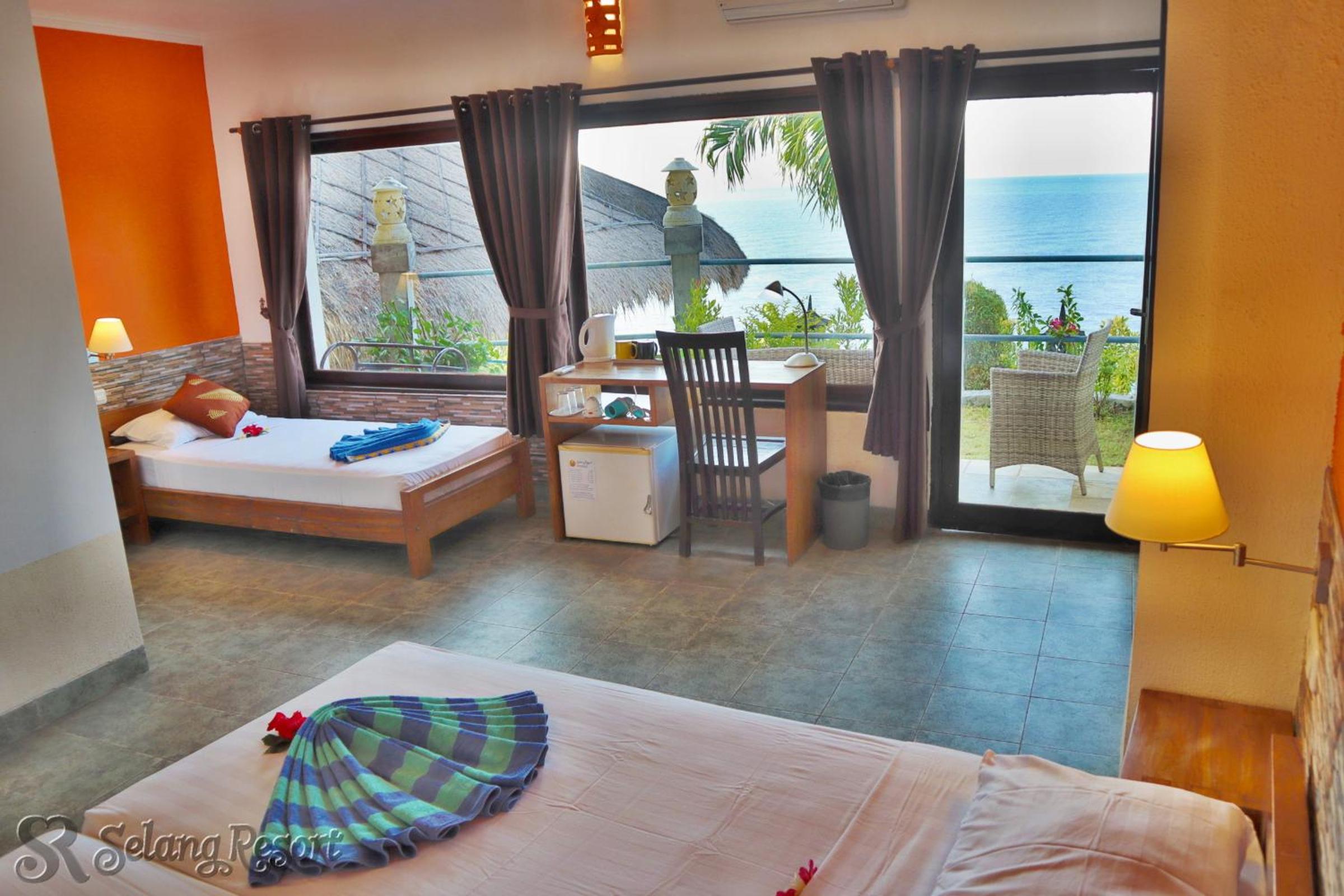 Deluxe Triple Room With Sea View photo 3