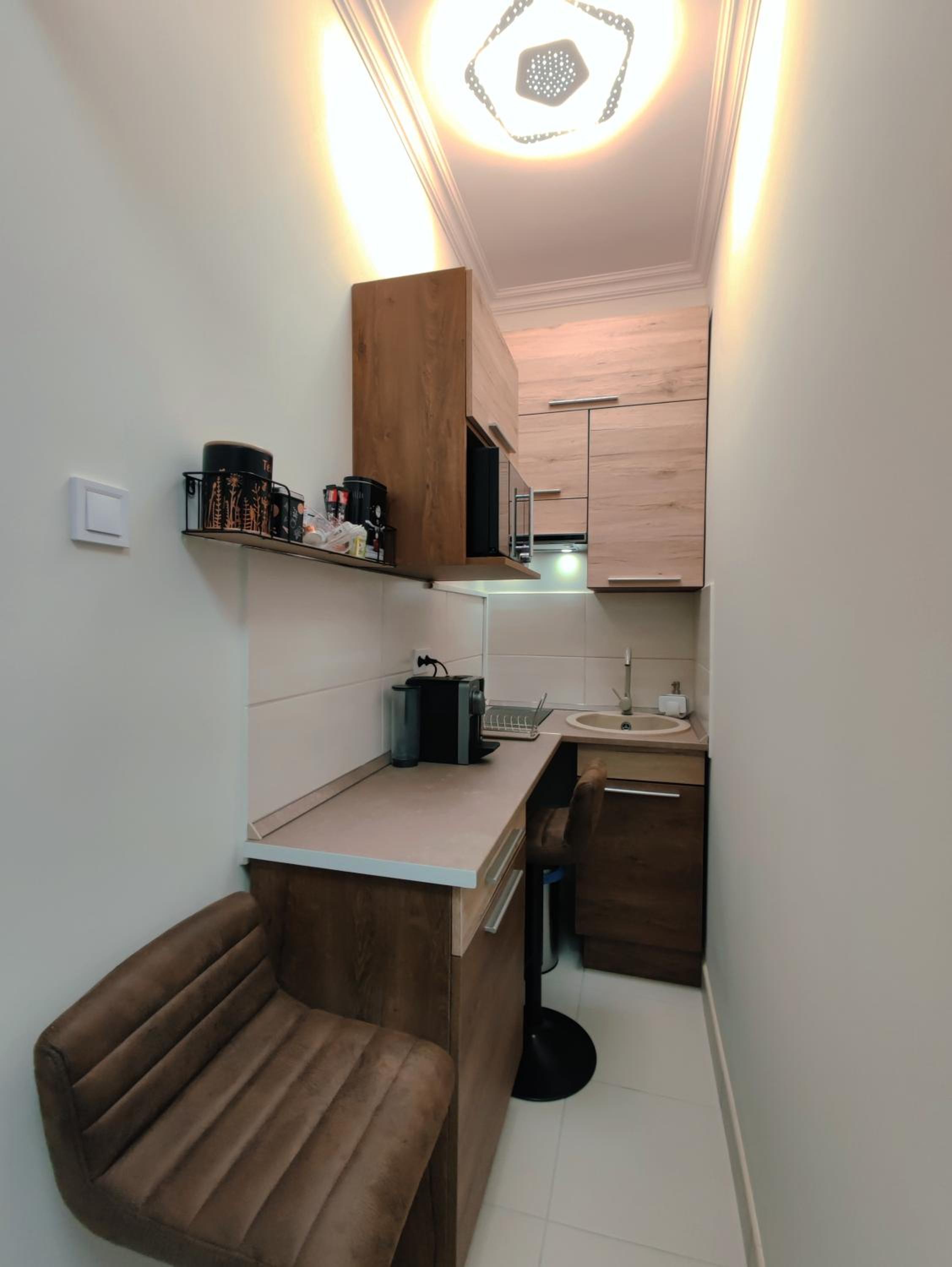 One-Bedroom Apartment - Photo 47