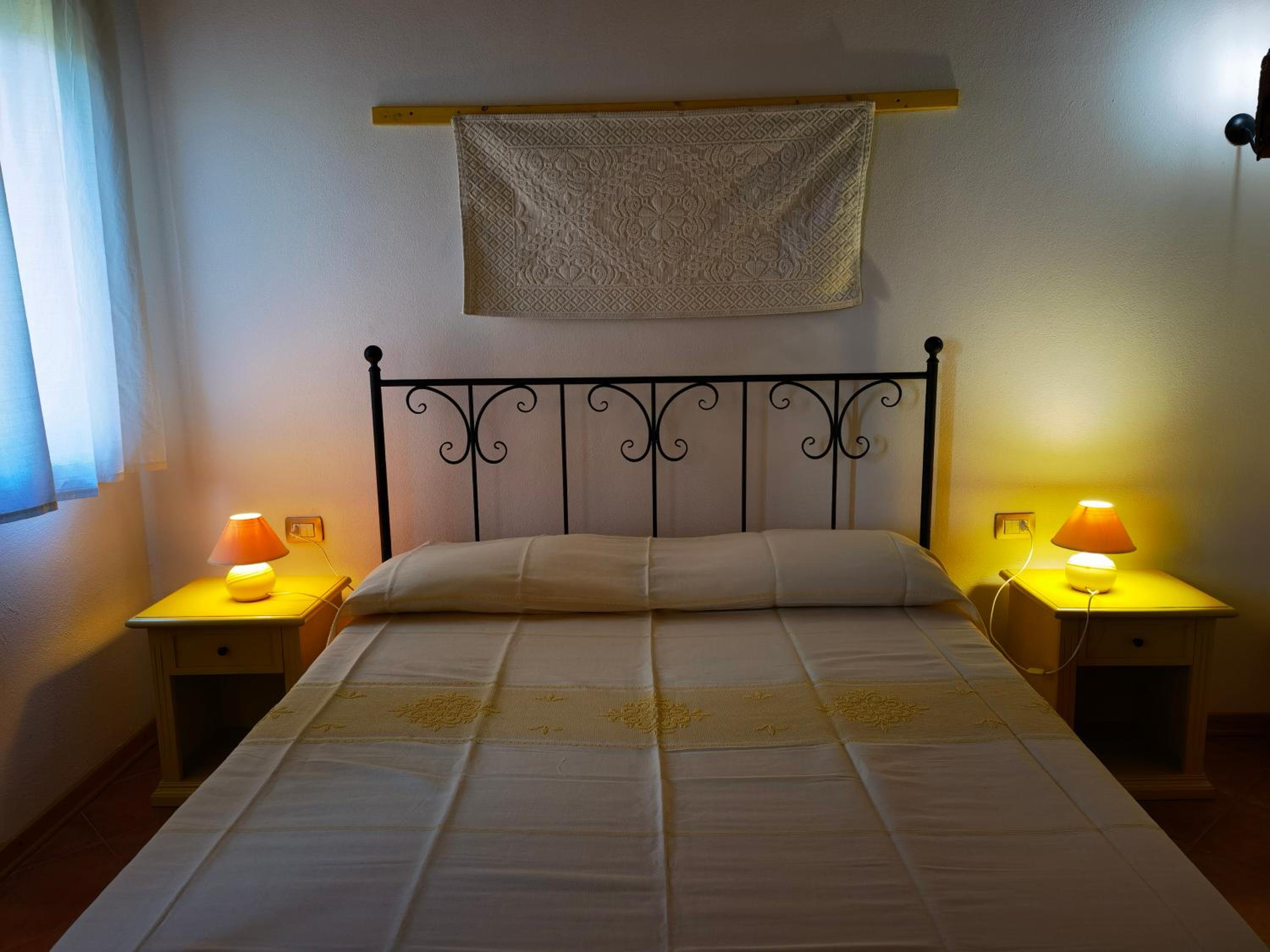 Double Room - Photo 3