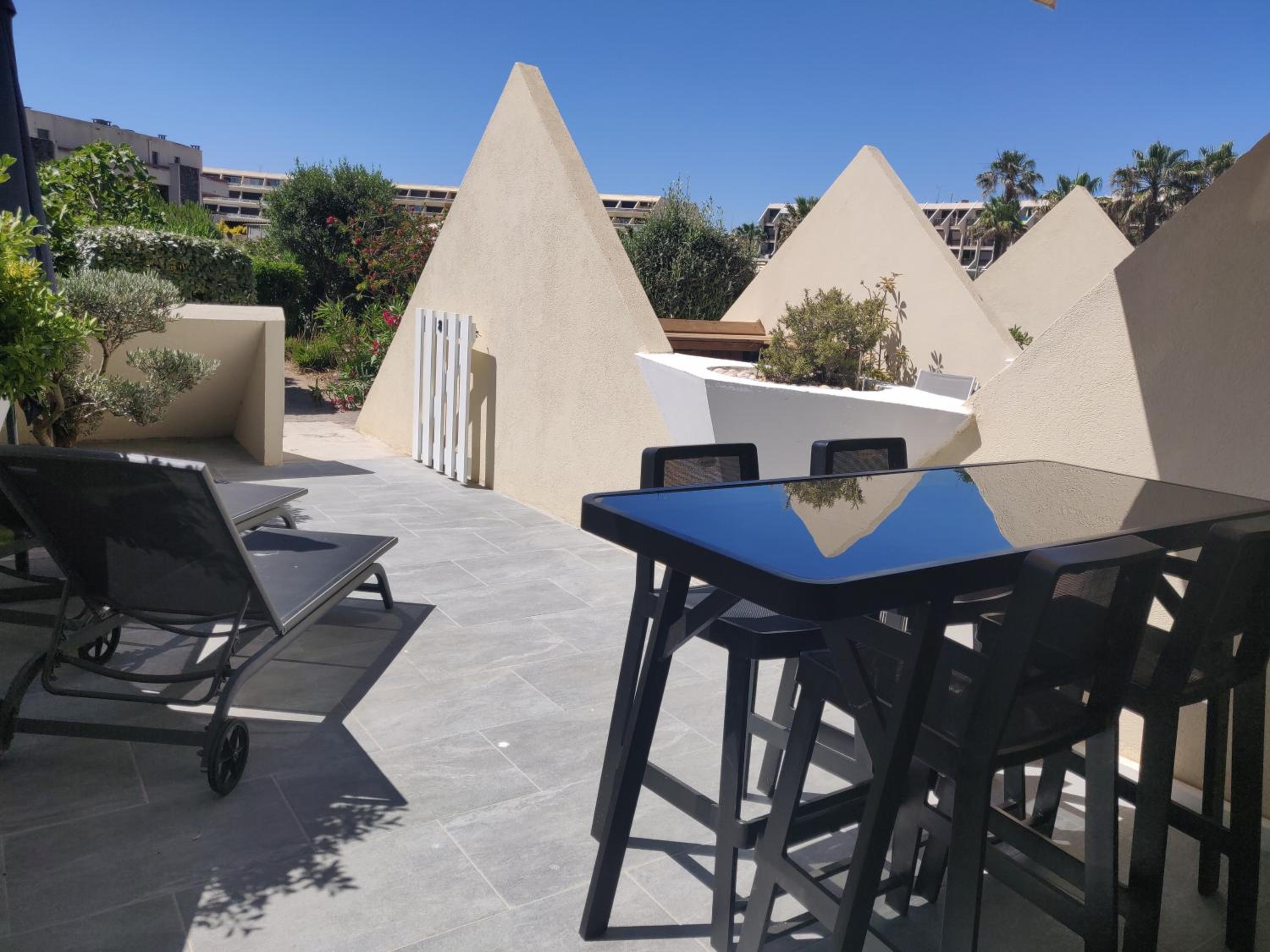 Apartment with Terrace