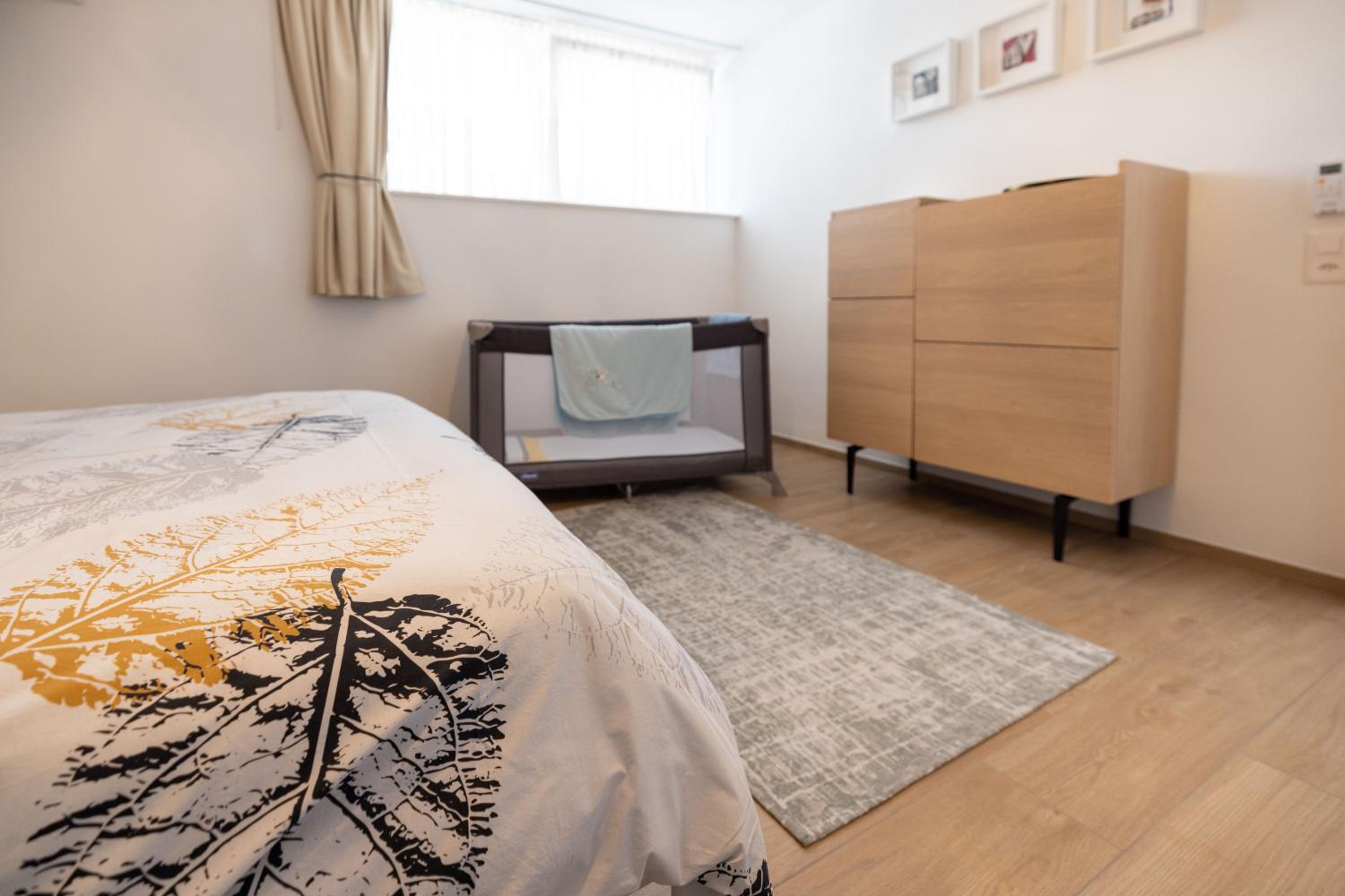 One-Bedroom Apartment - Photo 12
