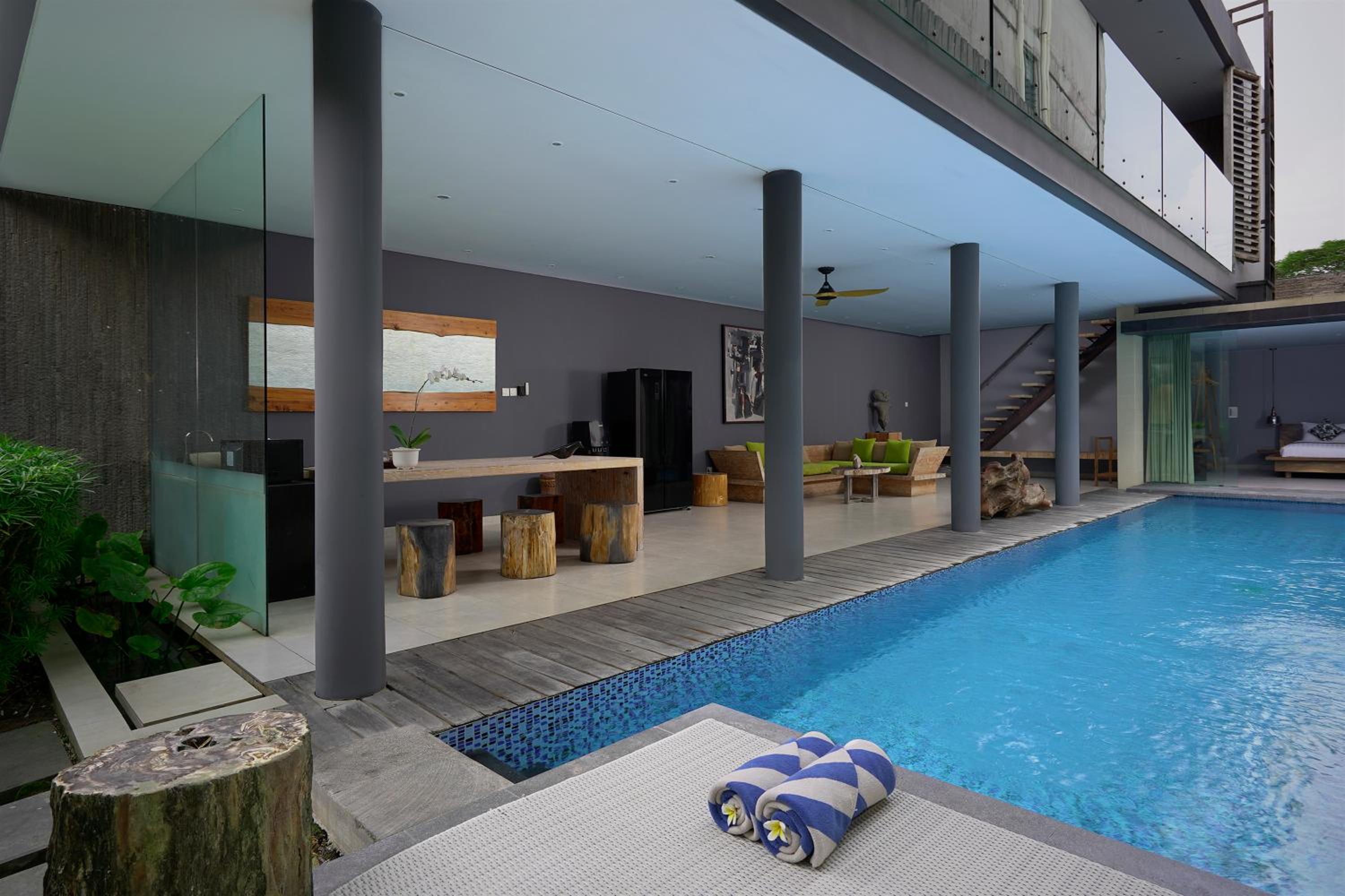 Special Offer – One Bedroom Pool Villa with Free Motorbike Rental photo 2