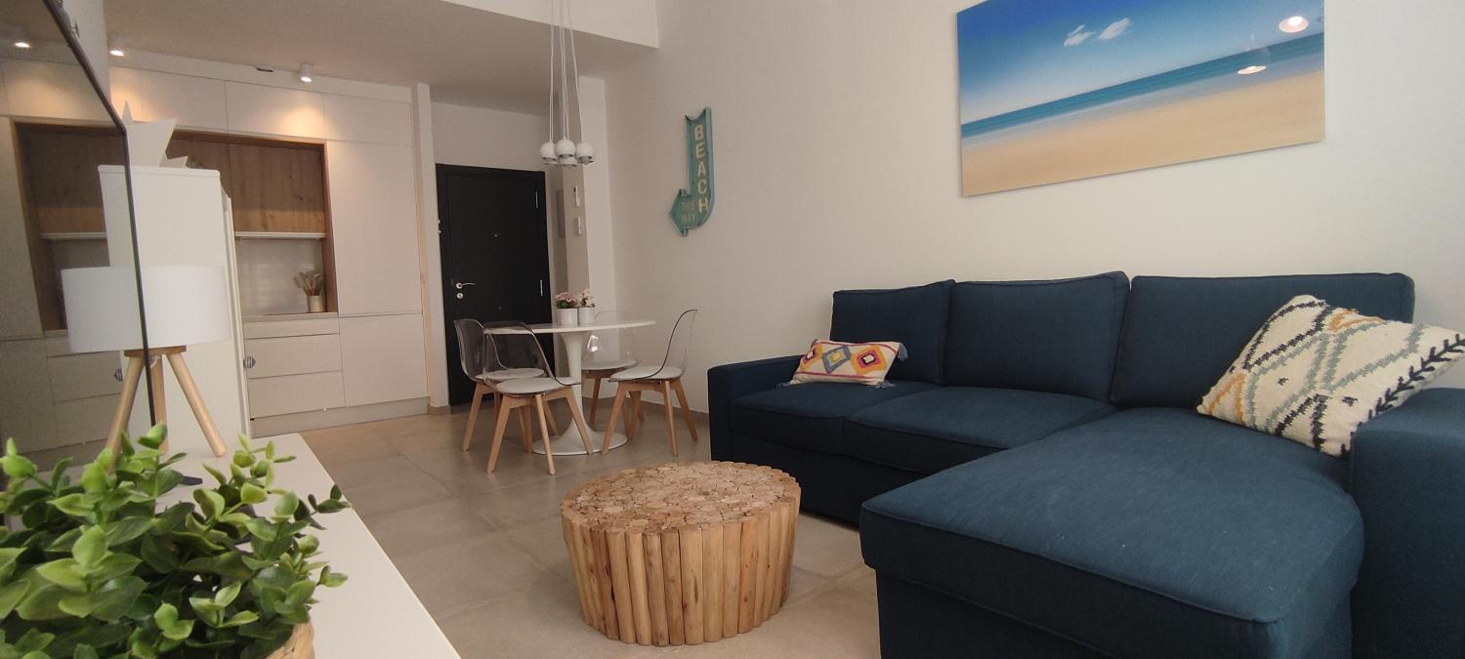 One-Bedroom Apartment