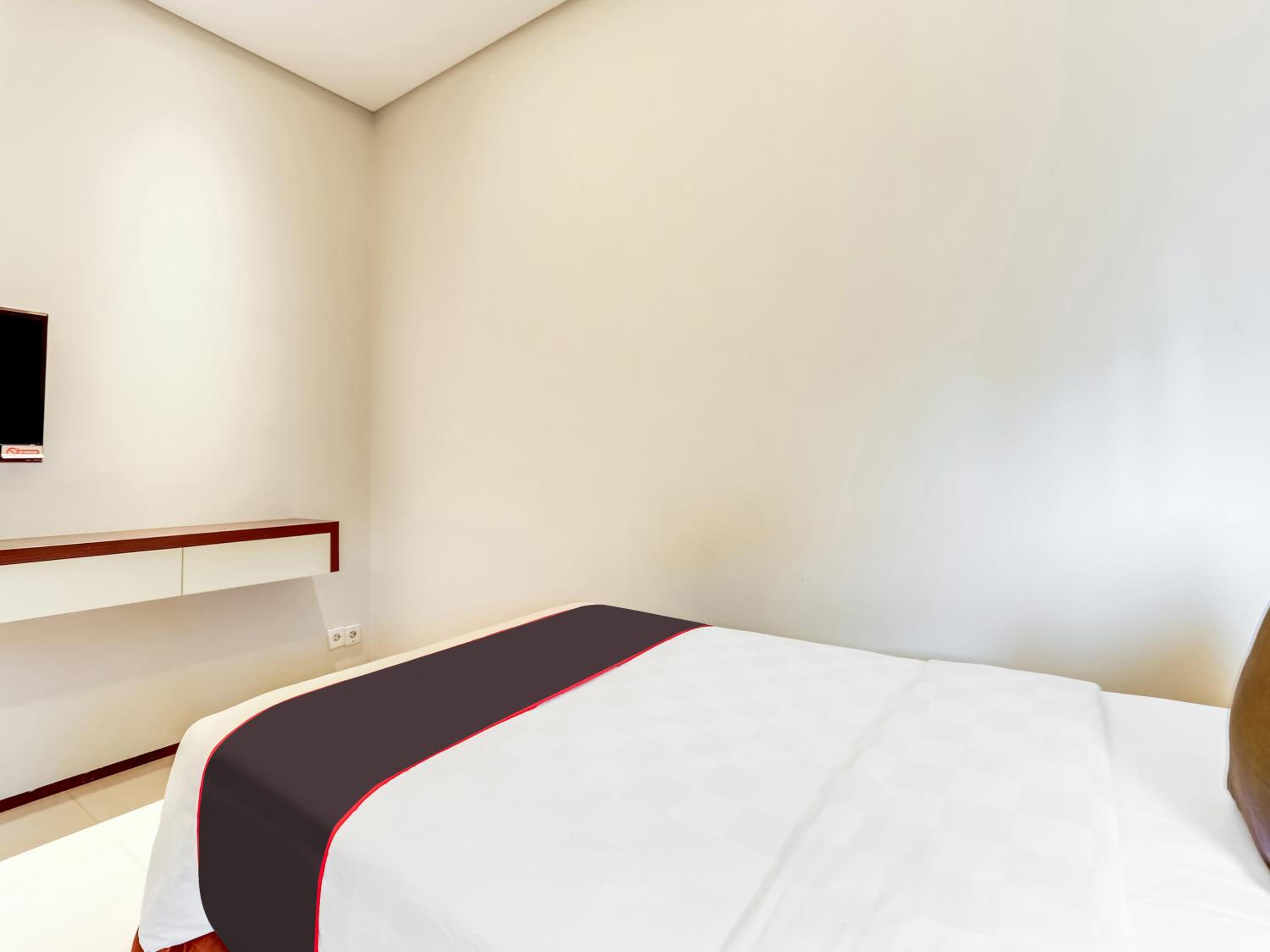 Delxue Twin Room - Photo 5