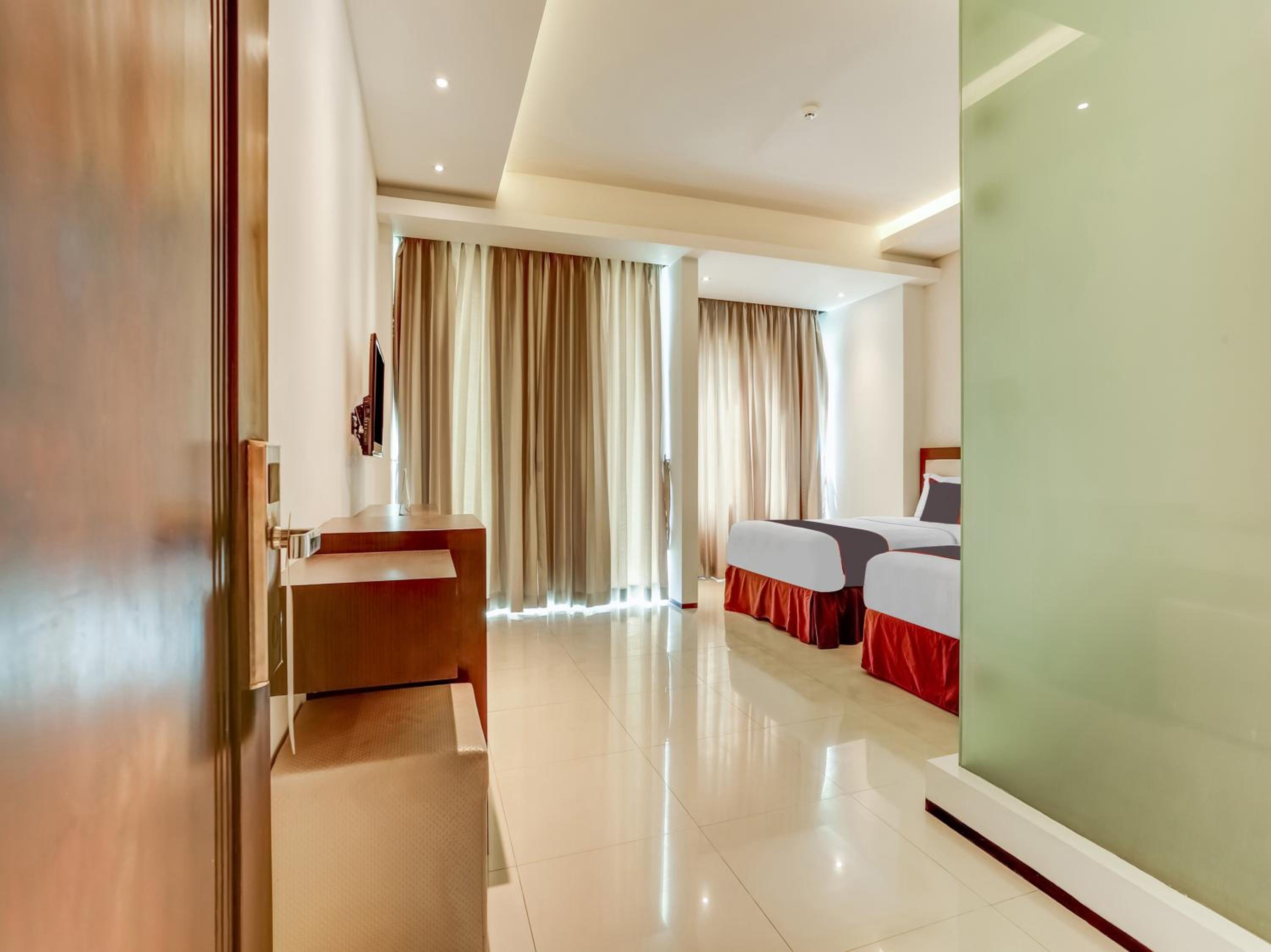 Superior Twin Room - Photo 4