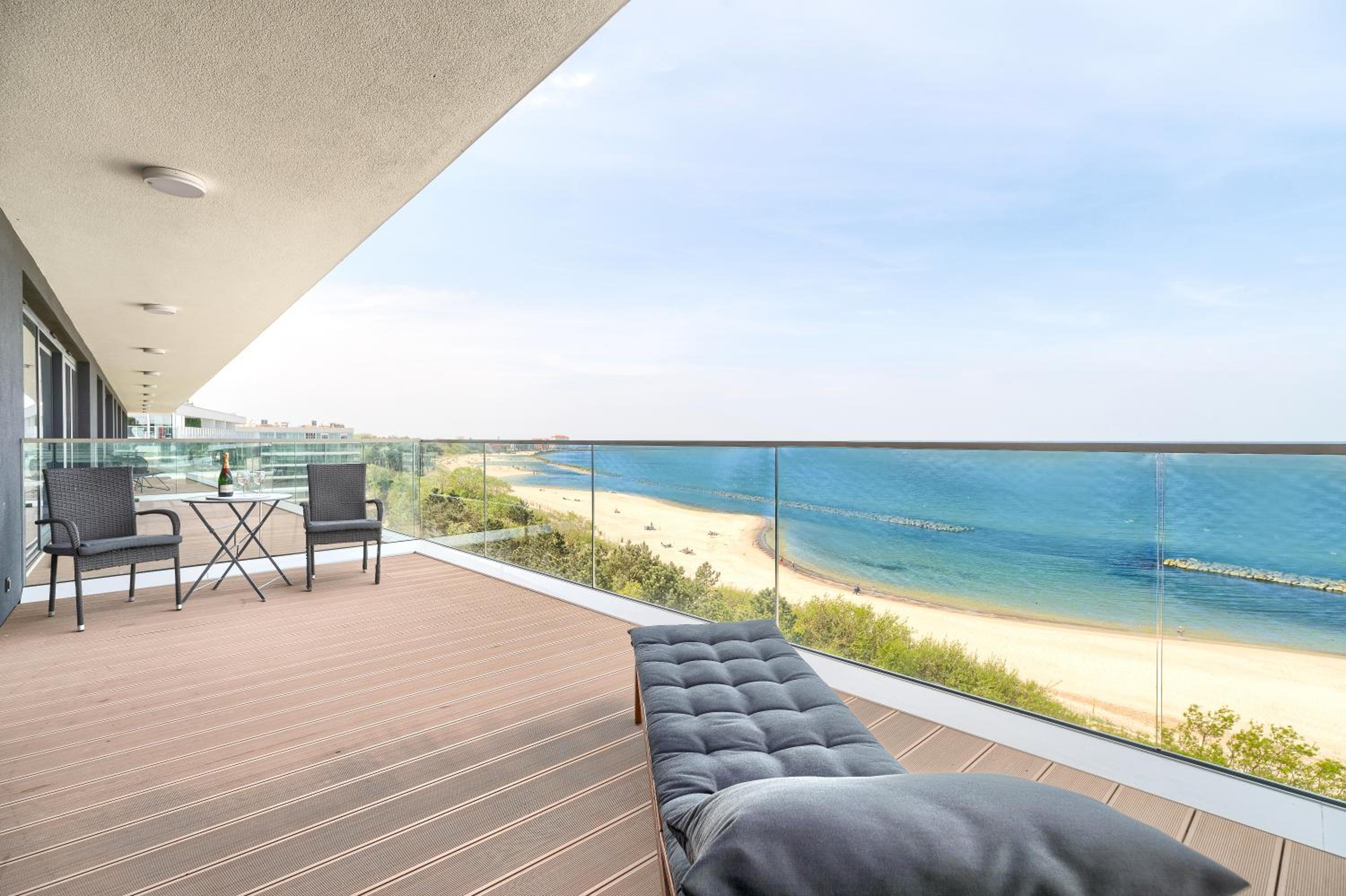 Apartment with Terrace photo 3