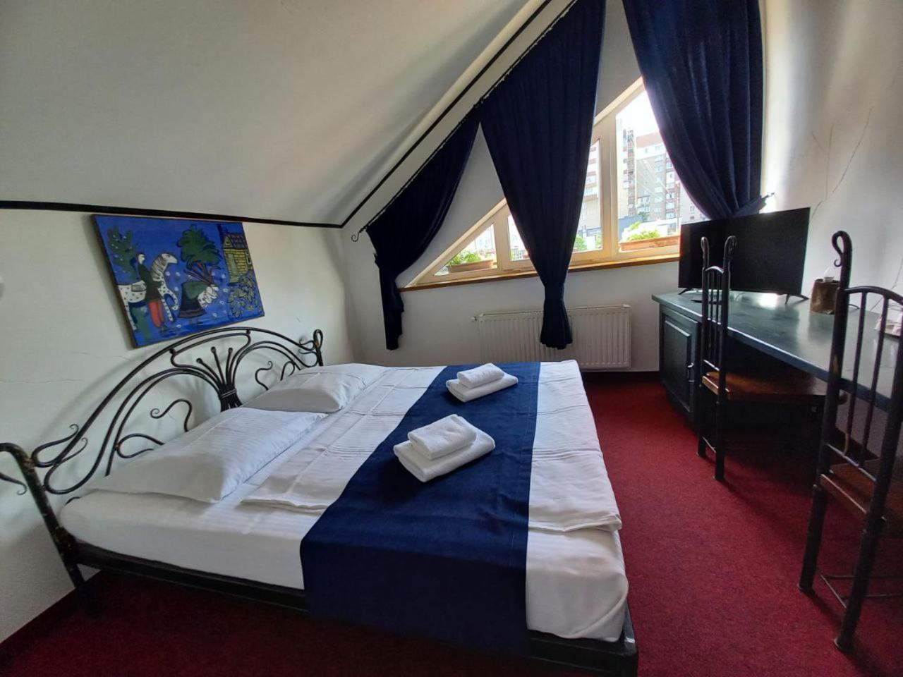 Standard Double Room photo 1
