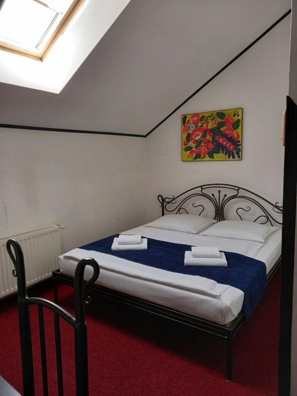 Standard Double Room photo 2