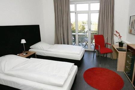 Double or Twin Room - Photo 6
