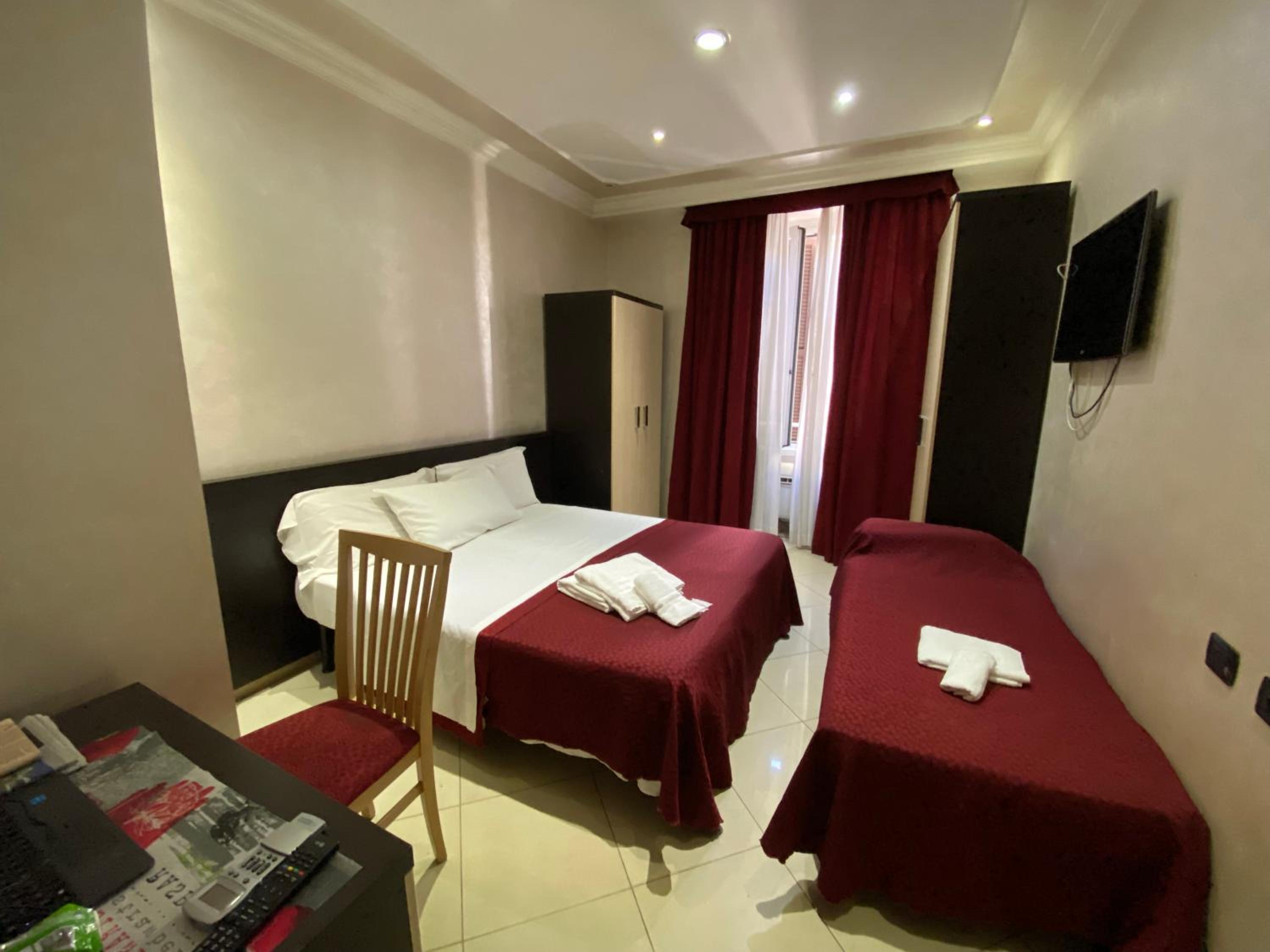 Deluxe Triple Room