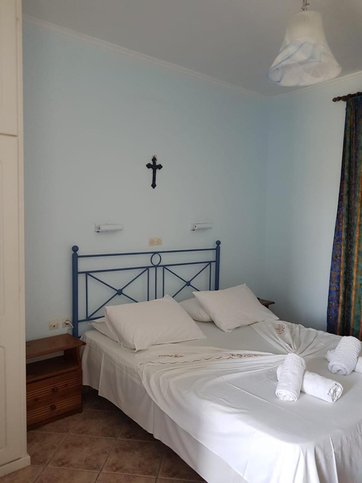 Double Room with Private Bathroom - Photo 1