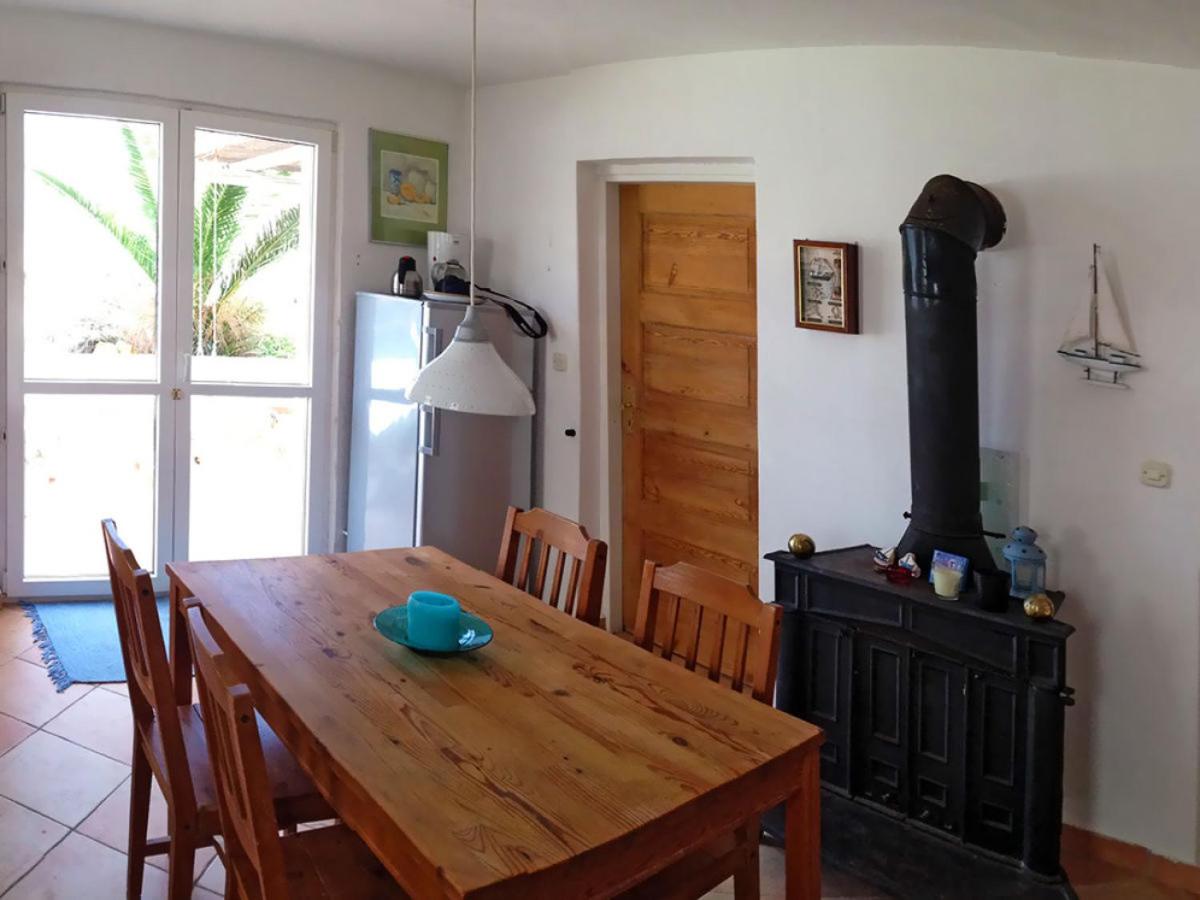 Two-Bedroom House photo 2