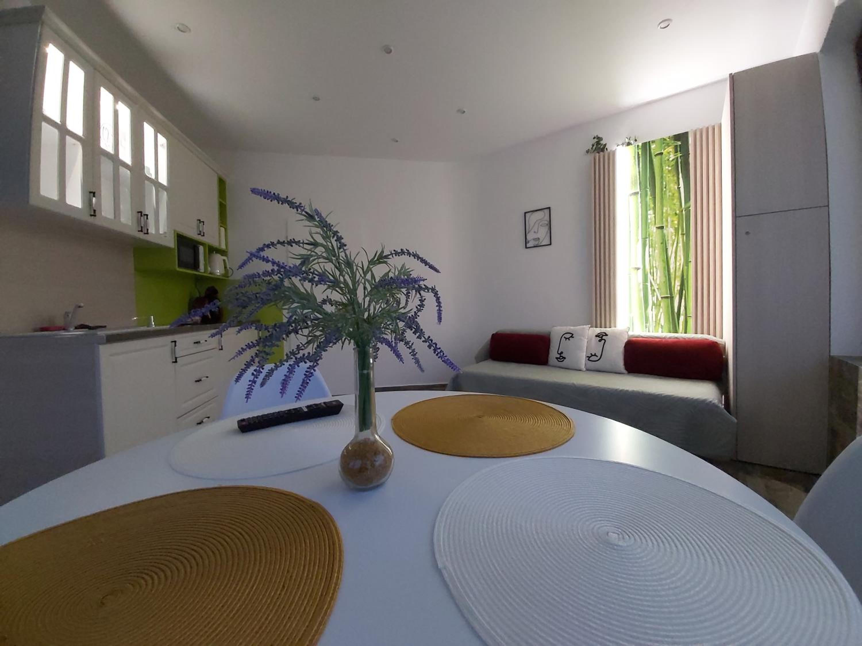 One-Bedroom Apartment - Photo 11