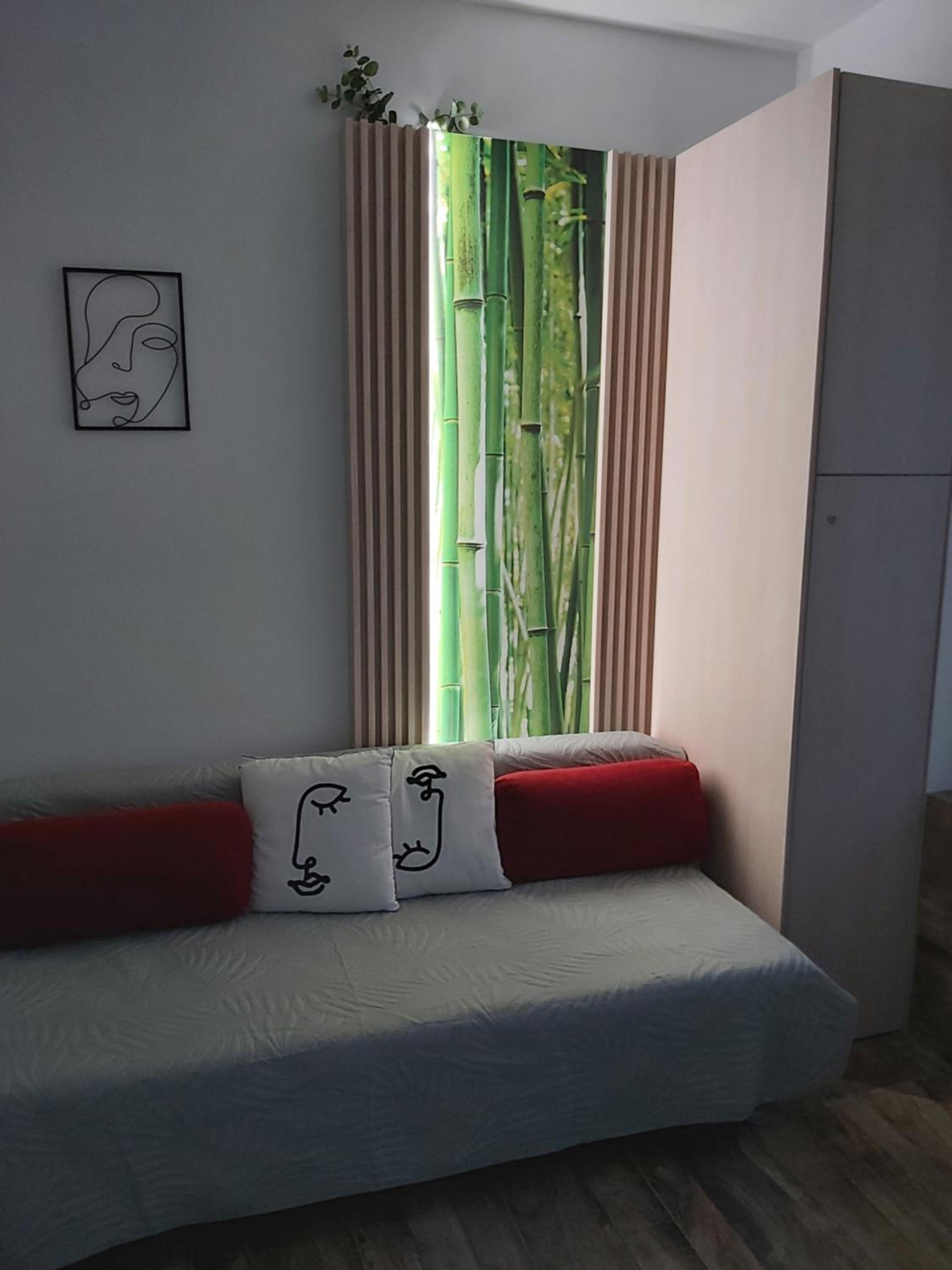 One-Bedroom Apartment - Photo 20