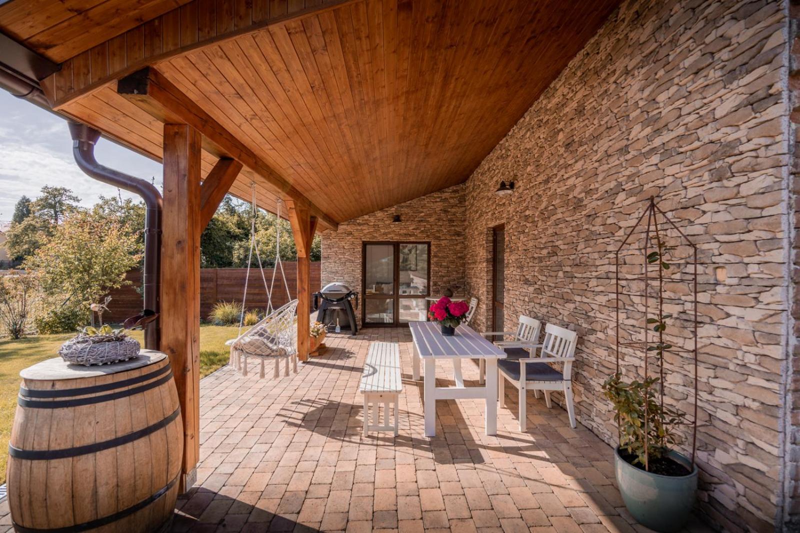 One-Bedroom House photo 3