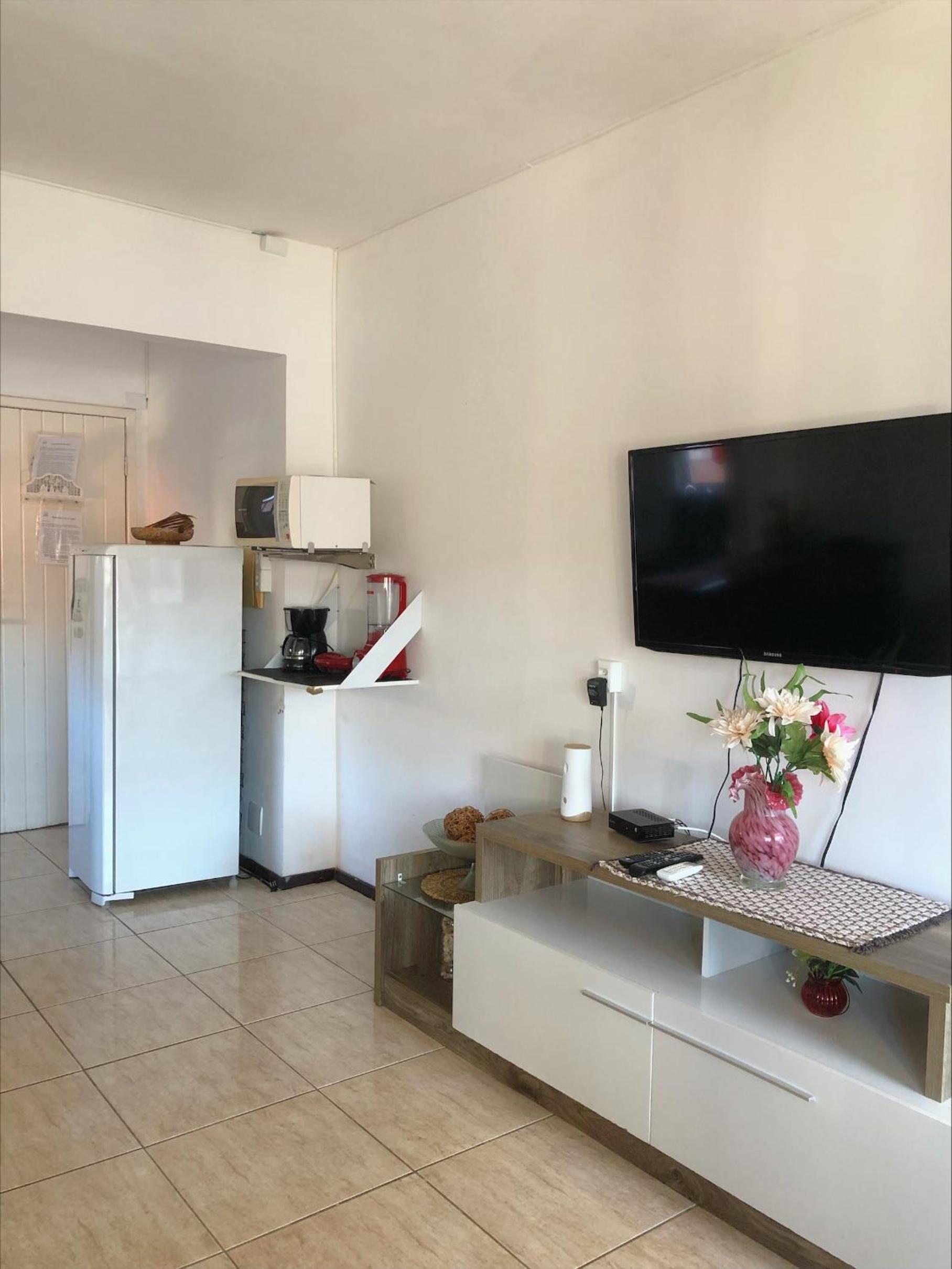 One-Bedroom Apartment - Photo 27