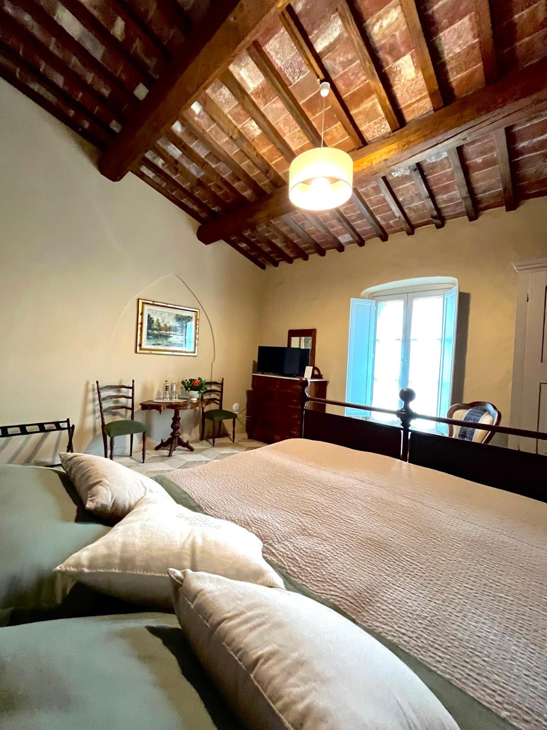 Double Room with Balcony photo 2