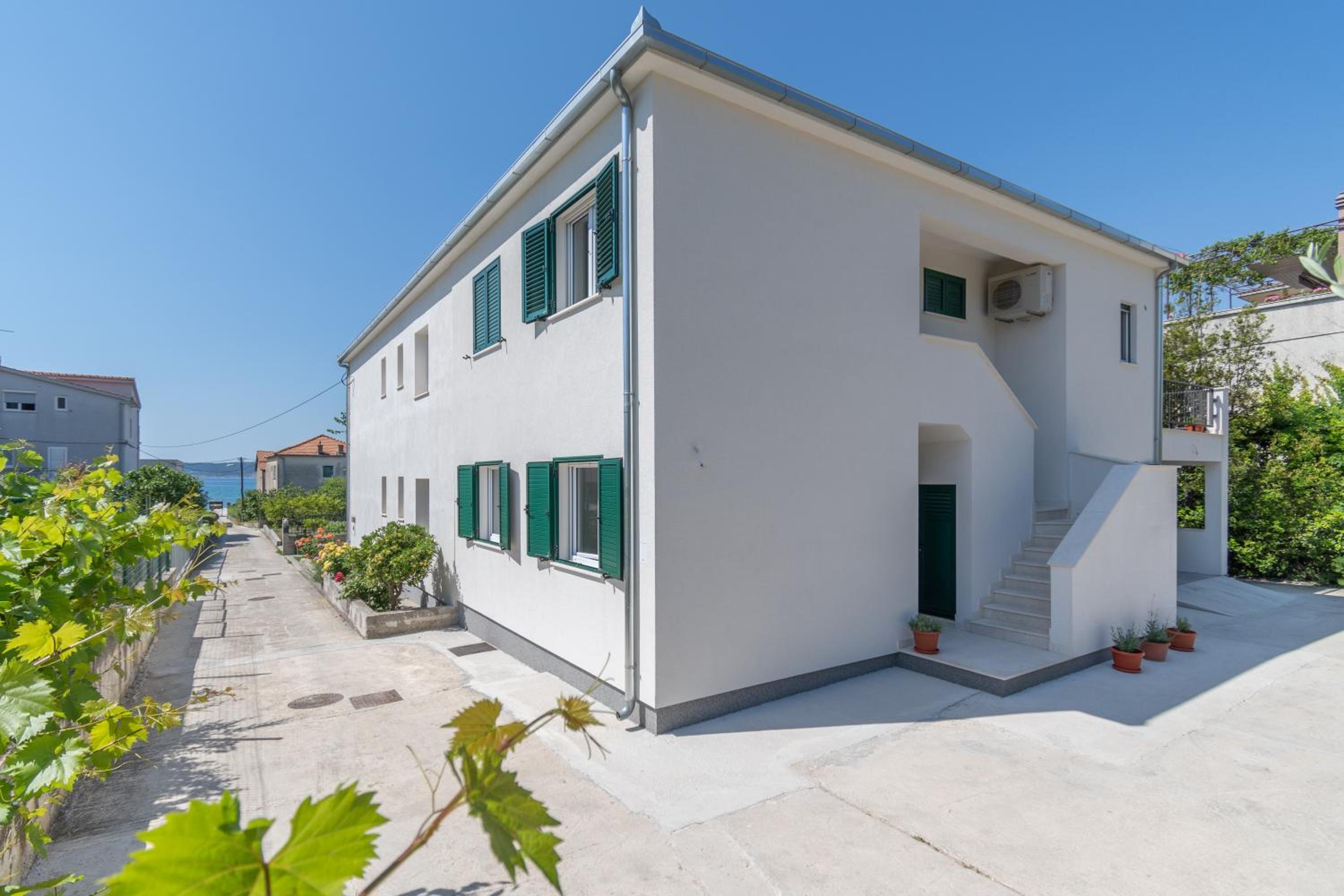 Apartment with Terrace