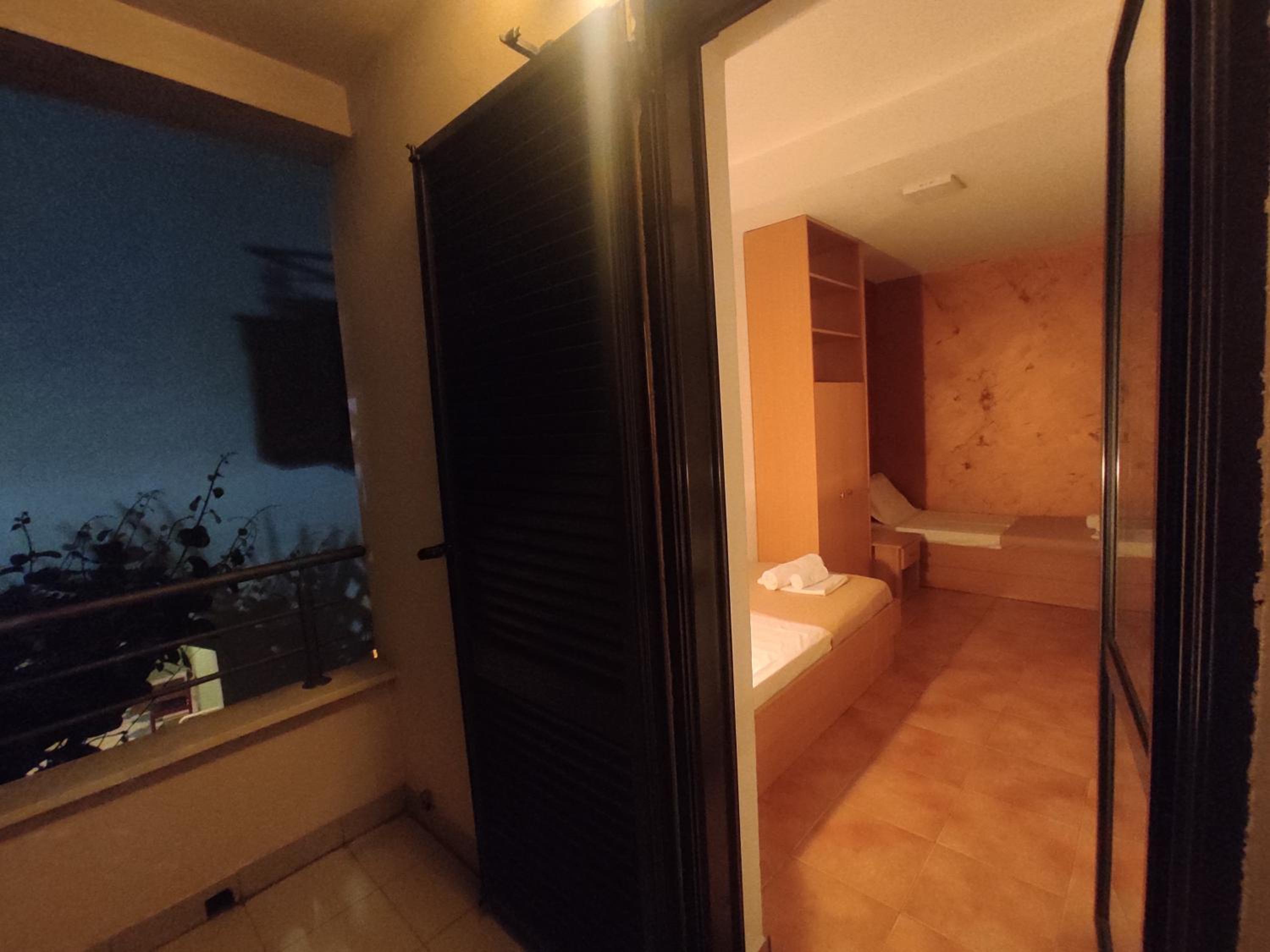 Apartment with Terrace photo 3