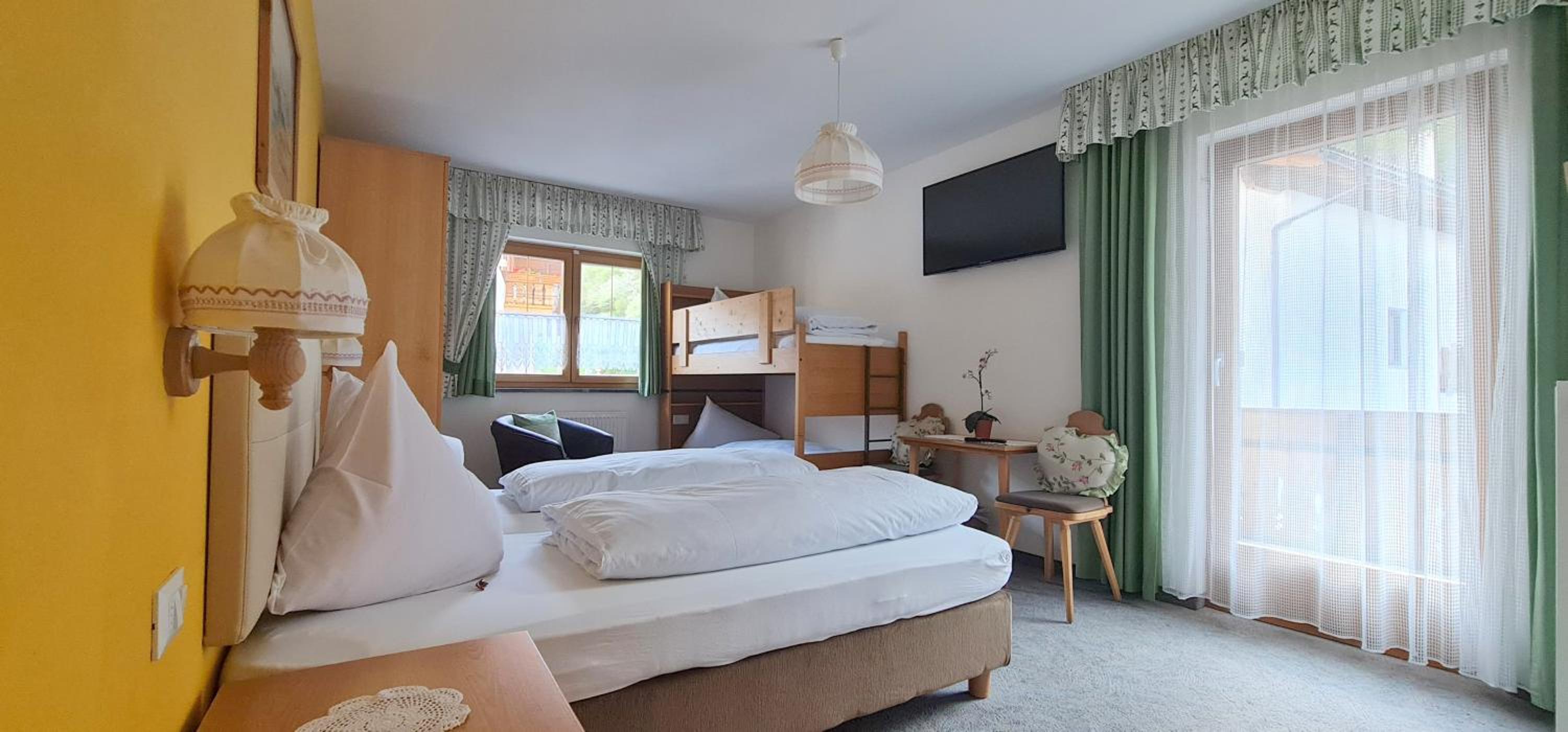 Quadruple Room photo 1