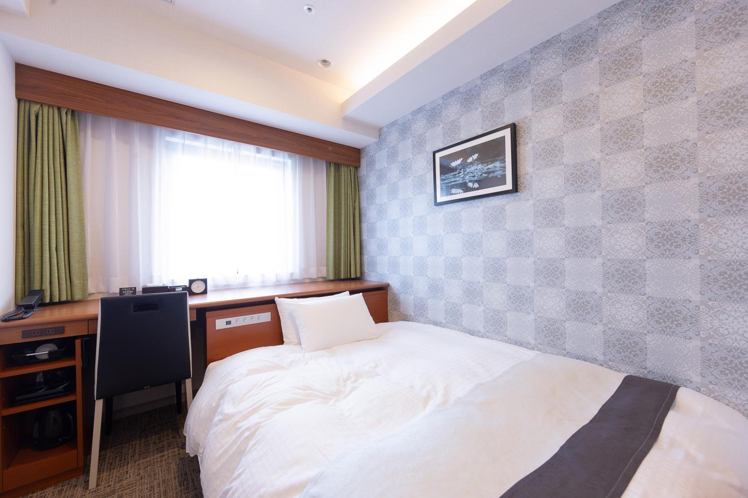 Small Double Room - Photo 1