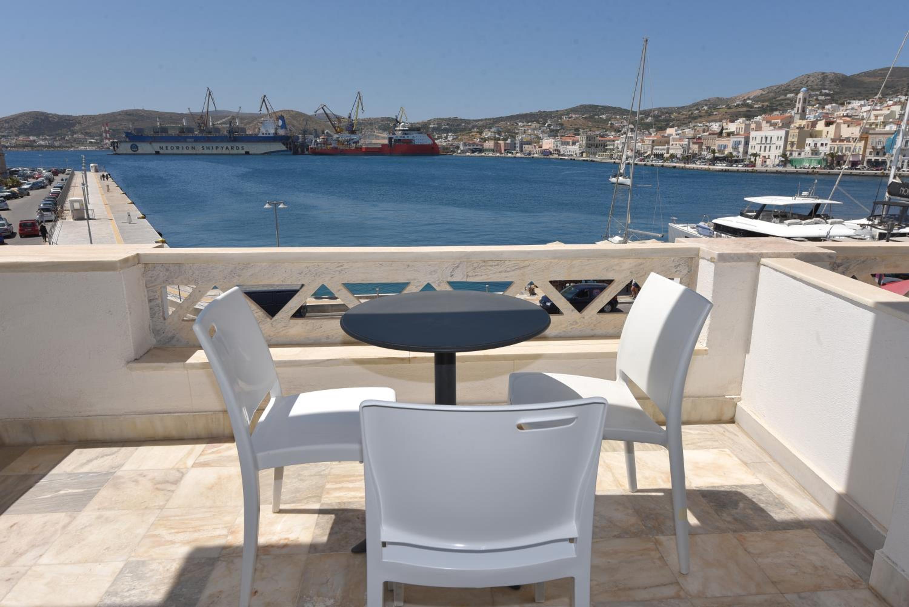 Executive Double or Twin Room with Sea View photo 3