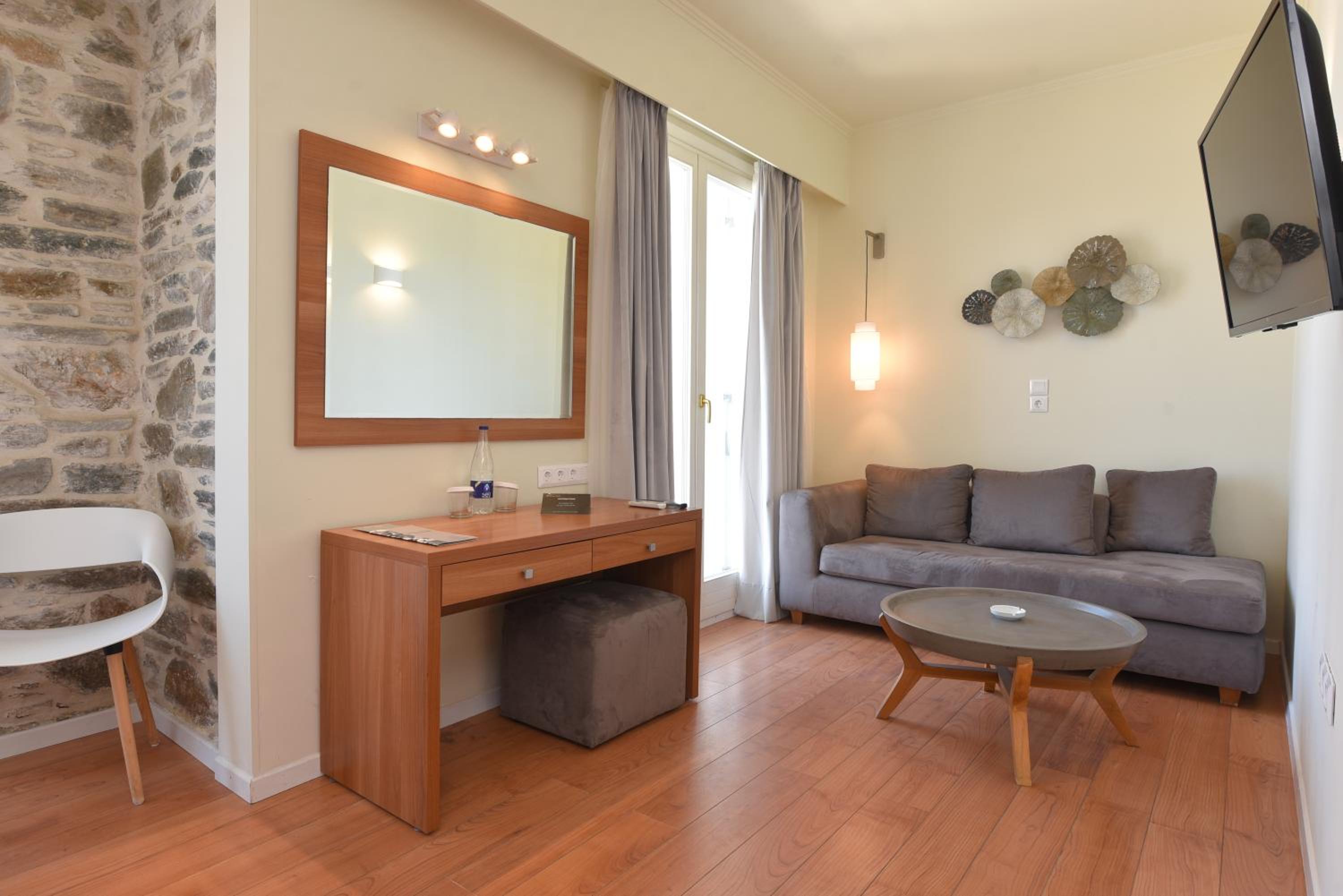 Executive Double or Twin Room with Sea View photo 2