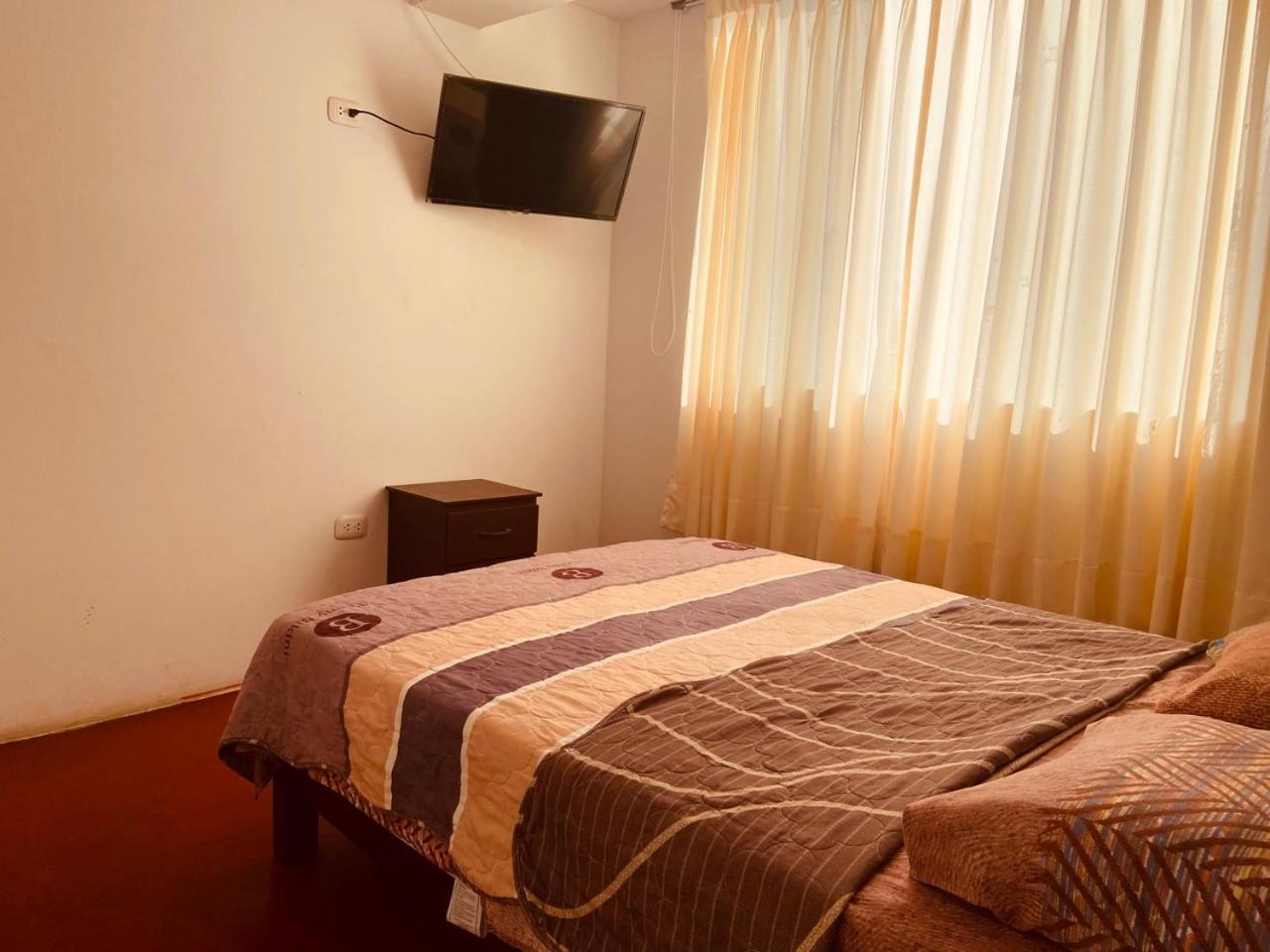Double Room with Shared Bathroom photo 1