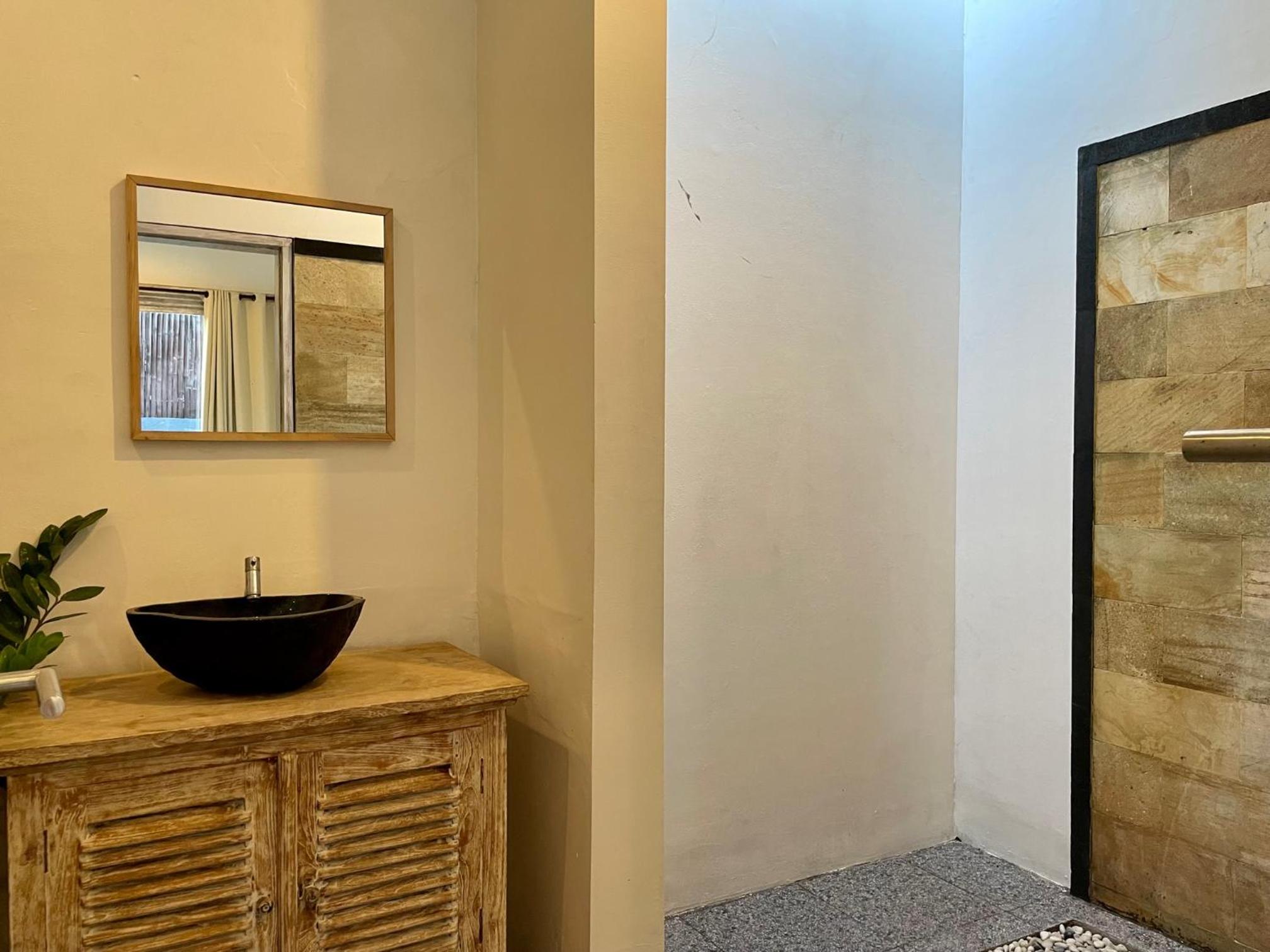 Two-Bedroom Villa - Photo 4
