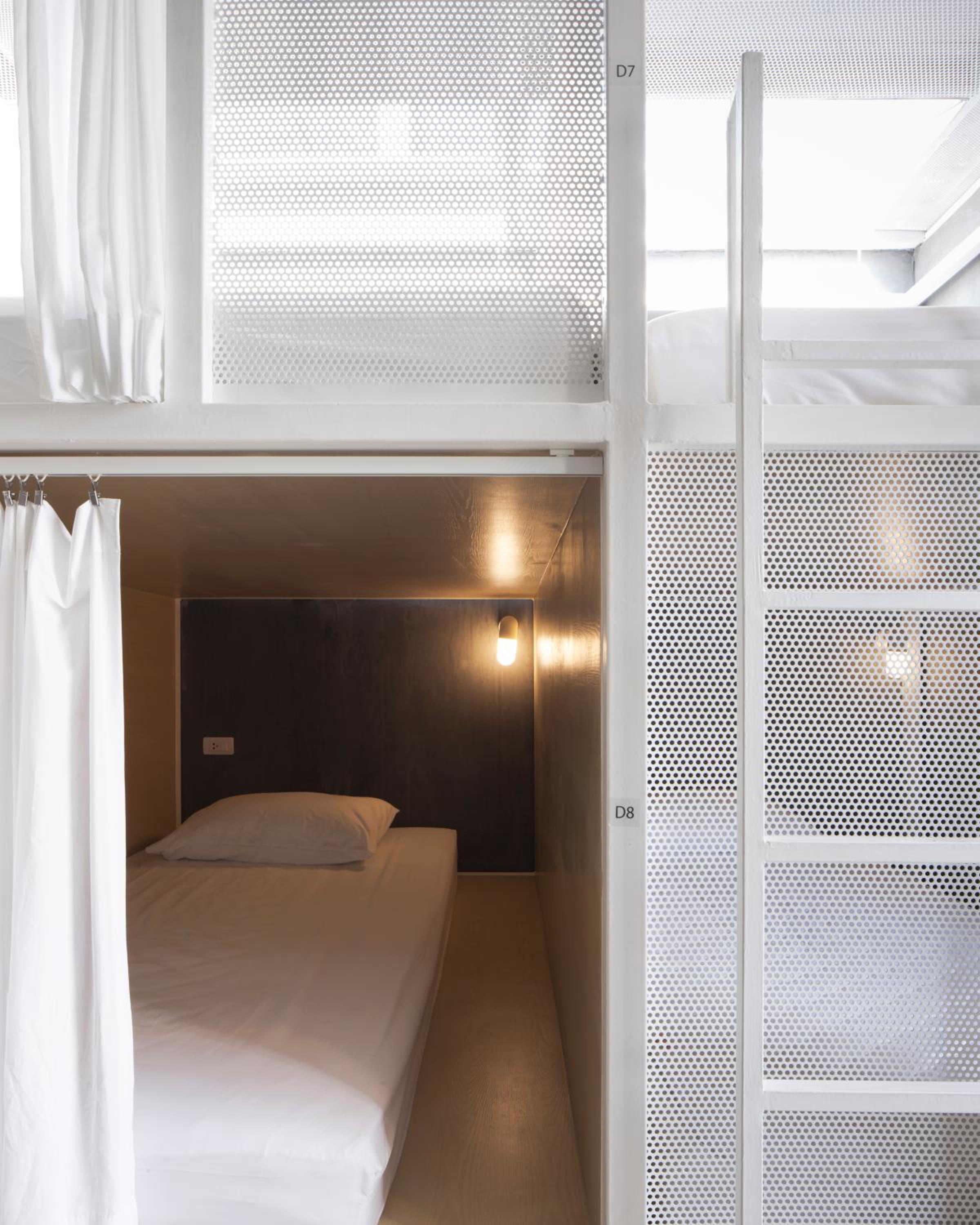 Bed in 4-Bed Mixed Dormitory Room photo 1
