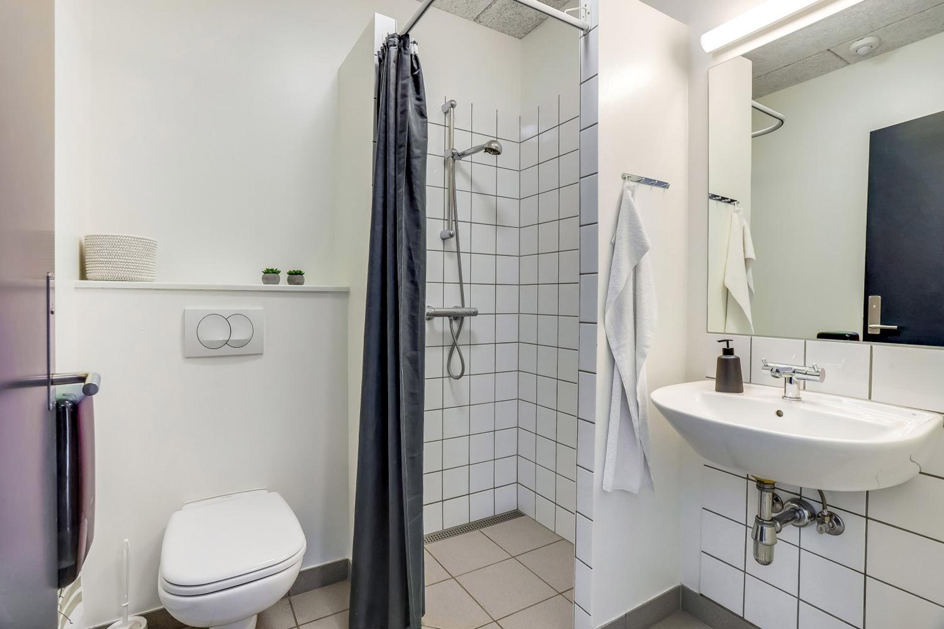 Quadruple Room - Photo 6