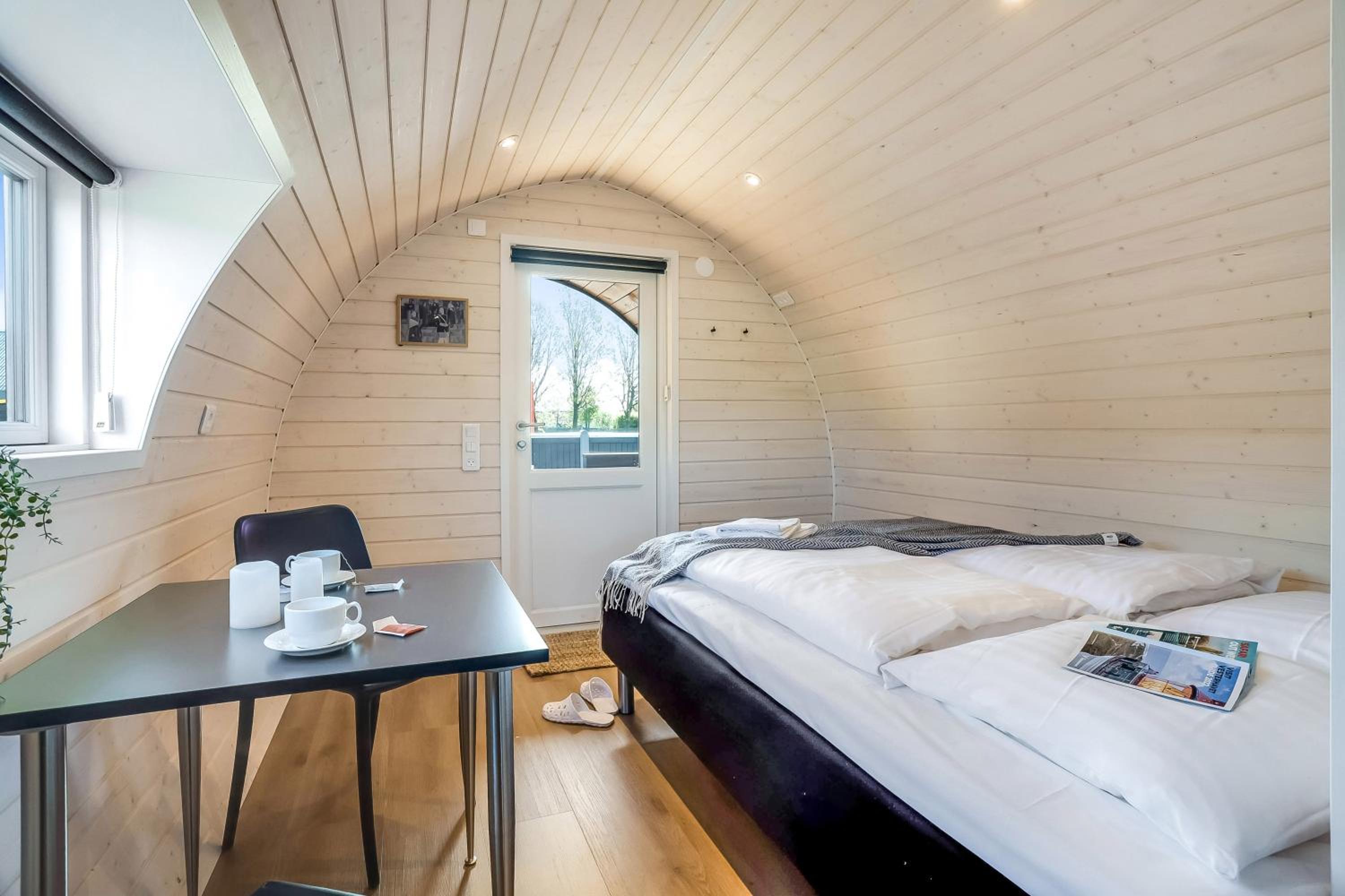 Cottage (2 Adults) - Photo 4