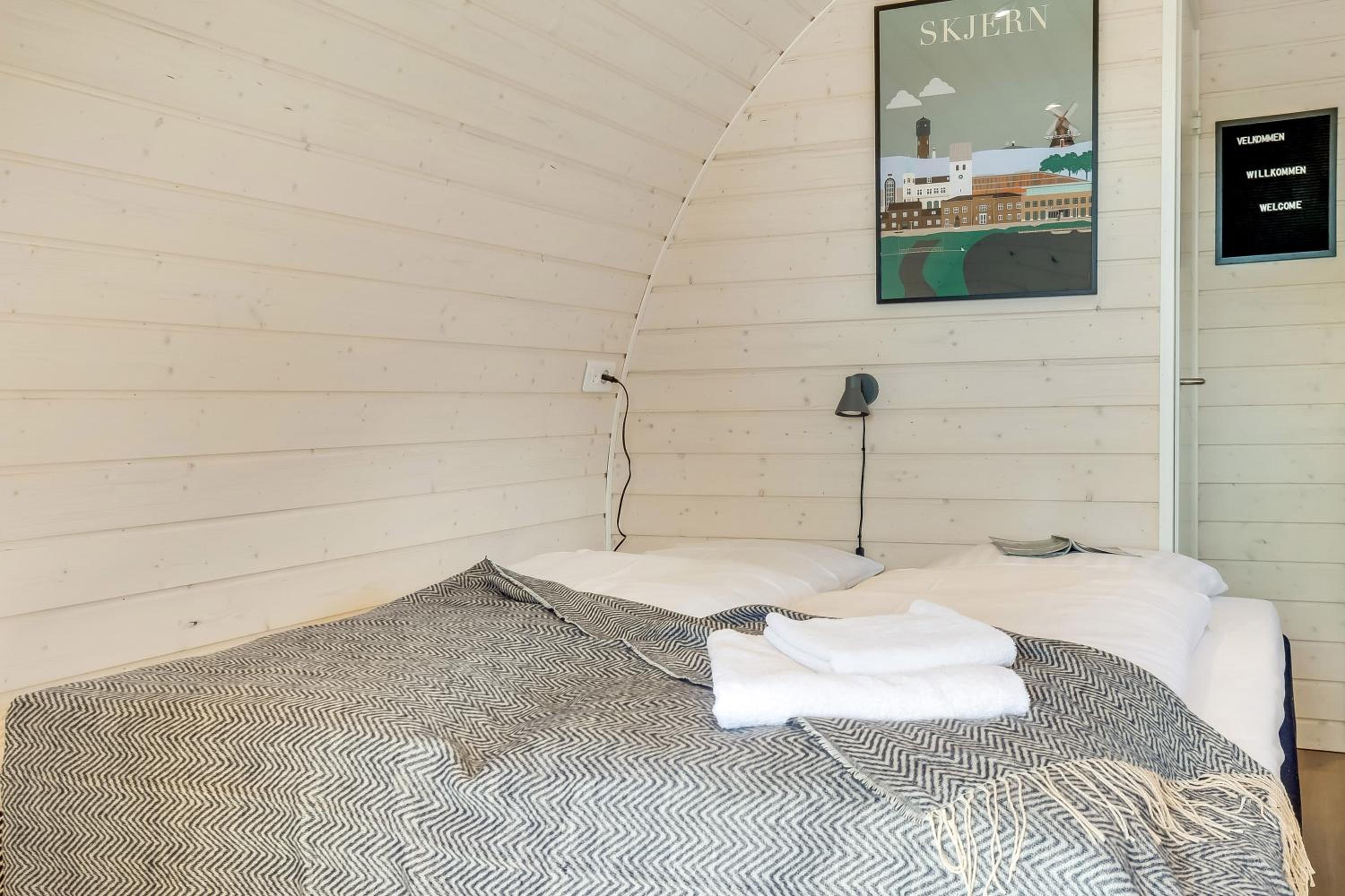 Cottage (2 Adults) - Photo 7