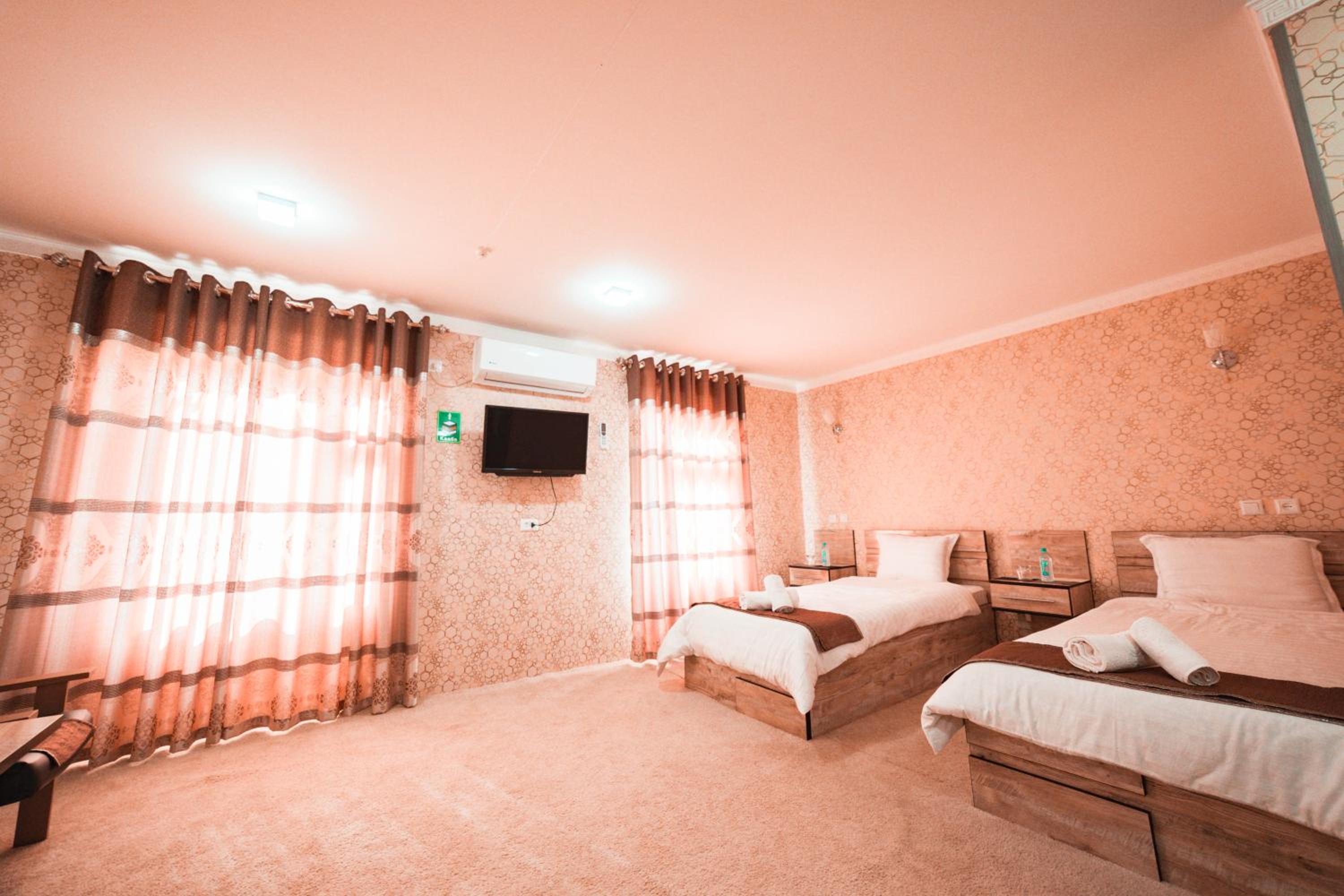 Superior Twin Room - Photo 8