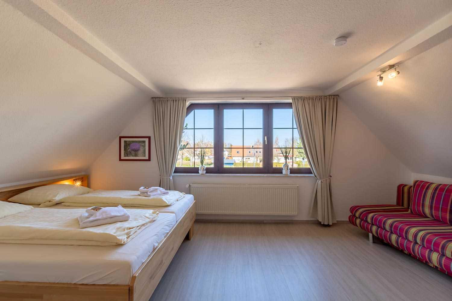 One-Bedroom Apartment with Balcony and Terrace photo 1