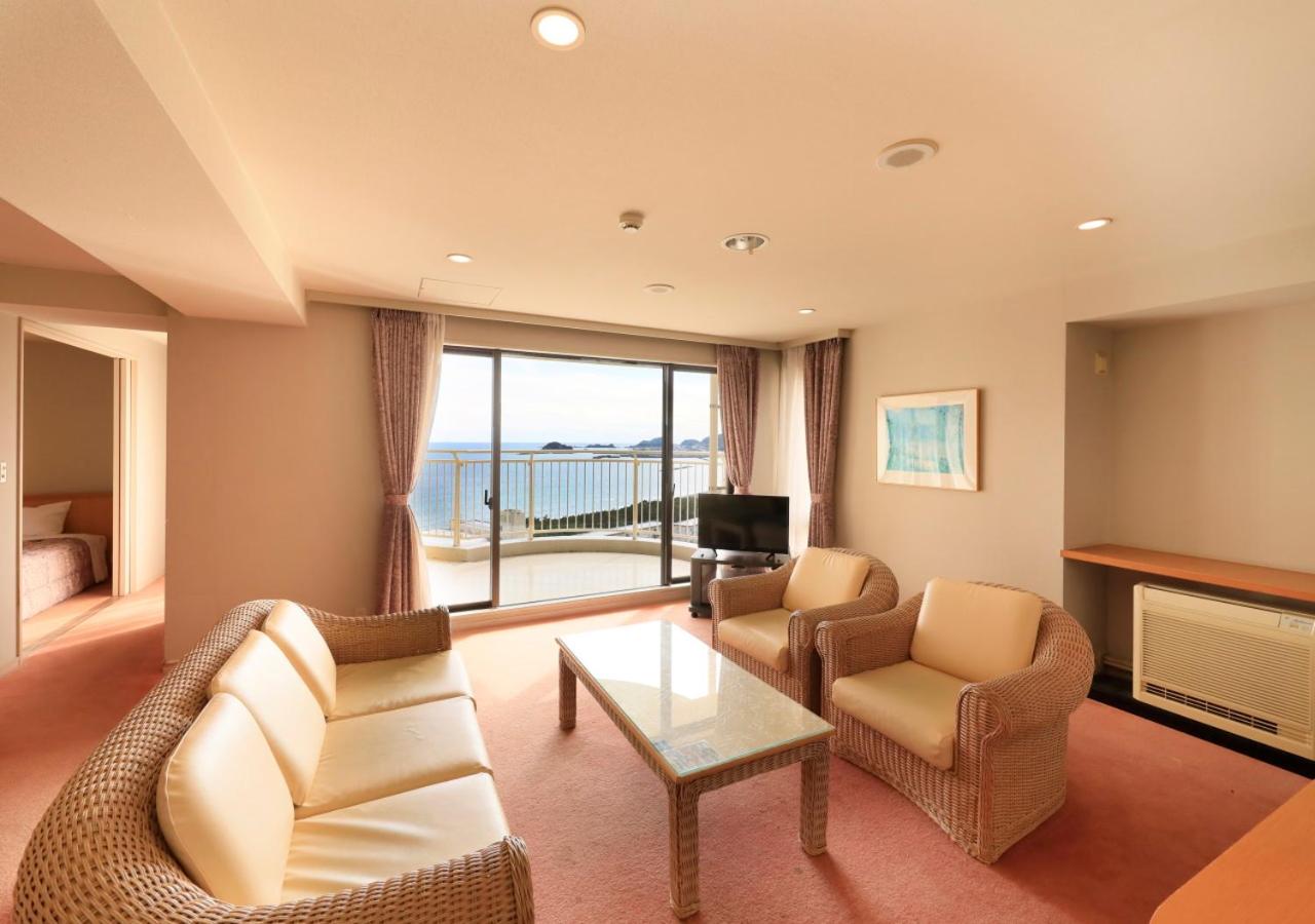 Quadruple Room - Photo 4
