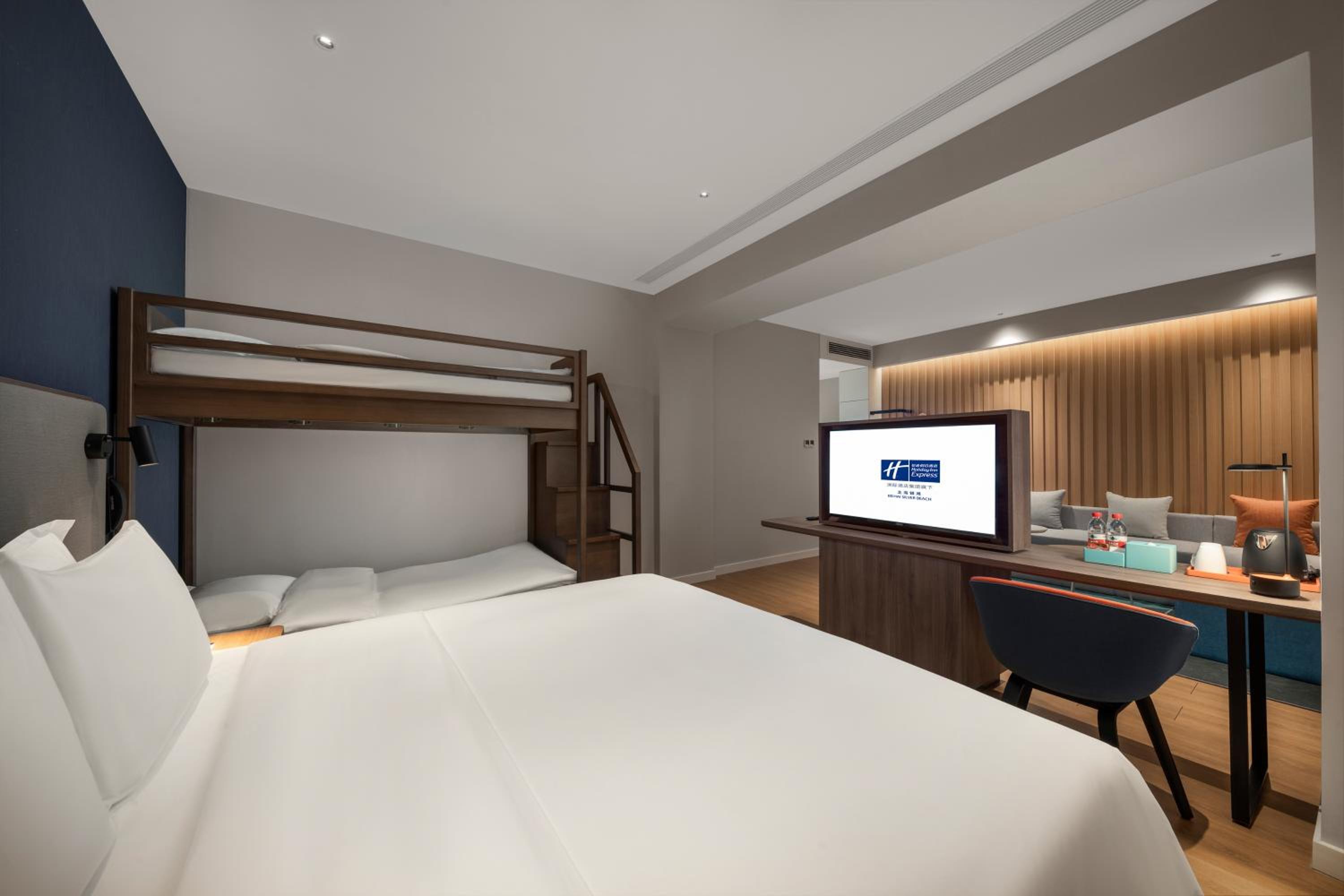 Premium Room with One King and One Bunk Bed - Photo 3