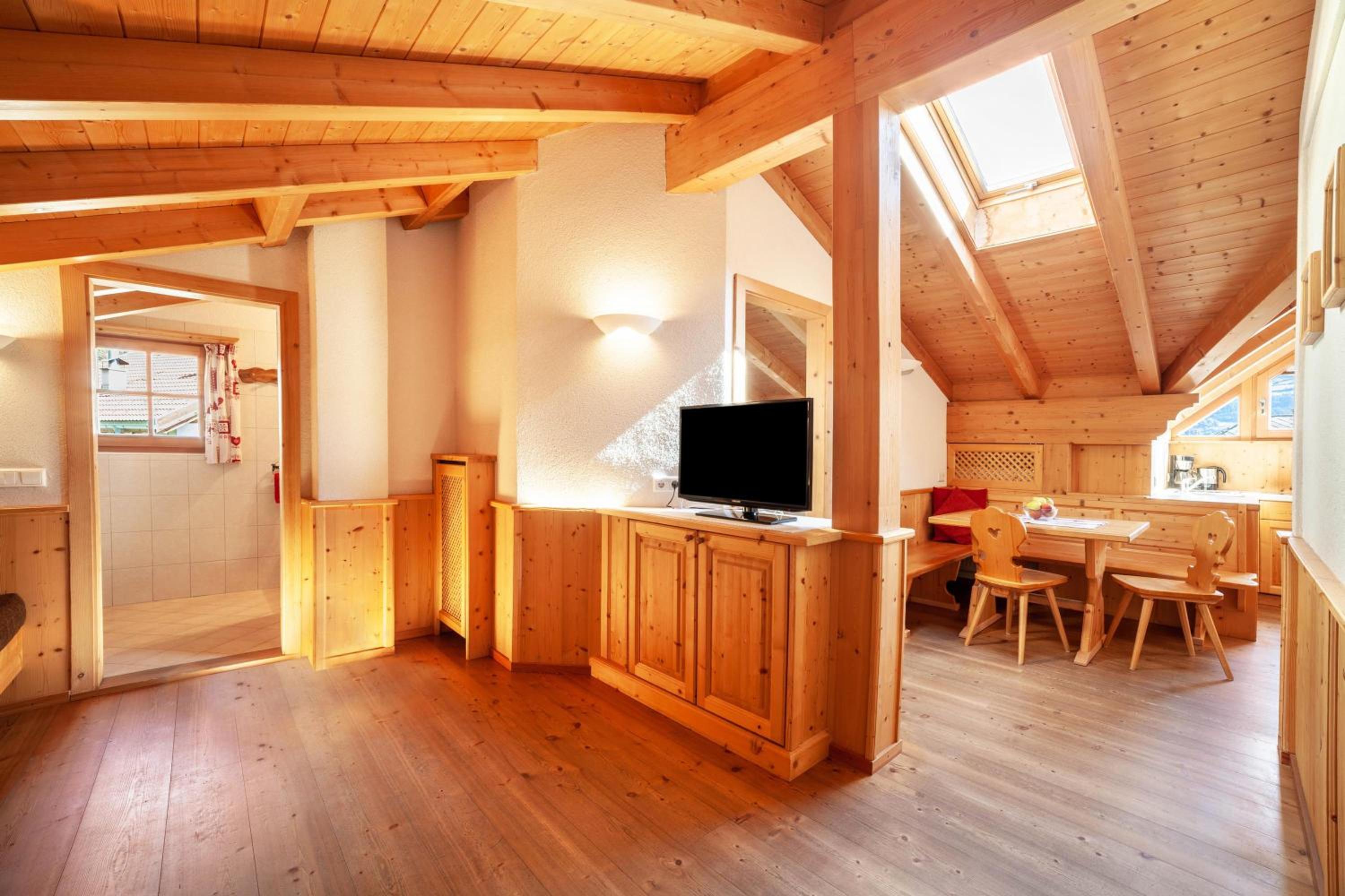 Superior One-Bedroom Apartment with Balcony photo 1