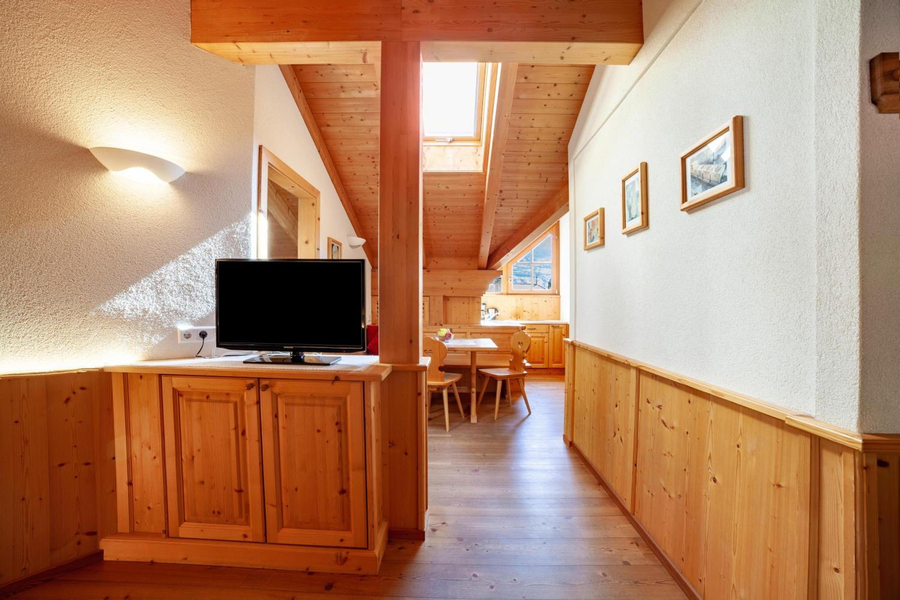 Superior One-Bedroom Apartment with Balcony photo 2