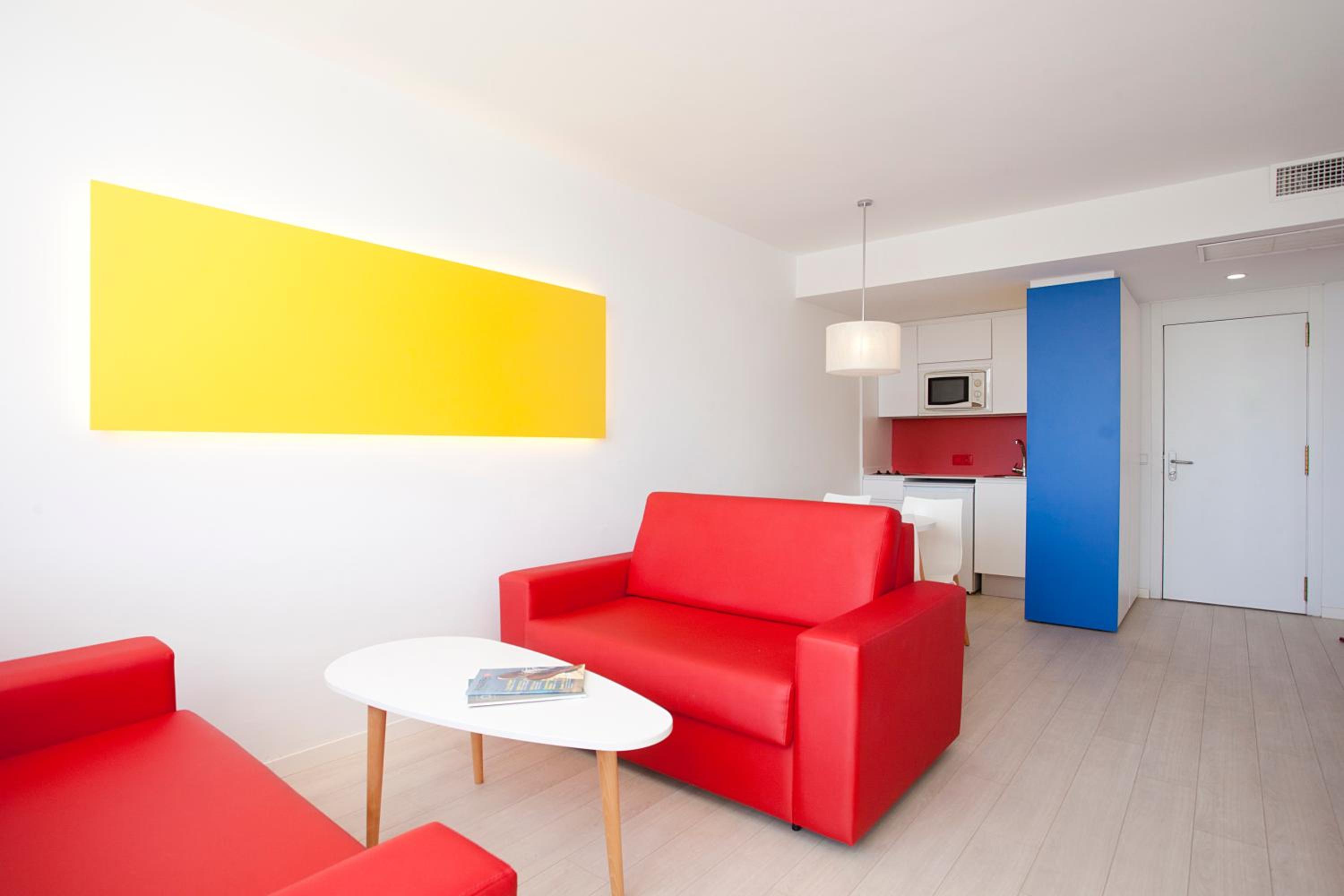 Two-Bedroom Apartment thumbnail 5