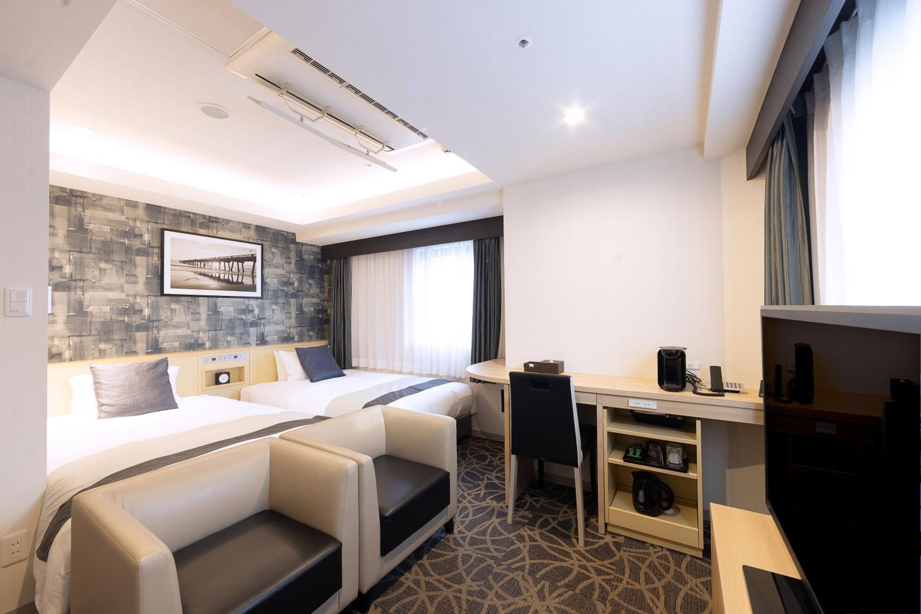 Deluxe Twin Room - Photo 1