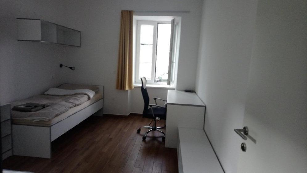 Apartment - Photo 8