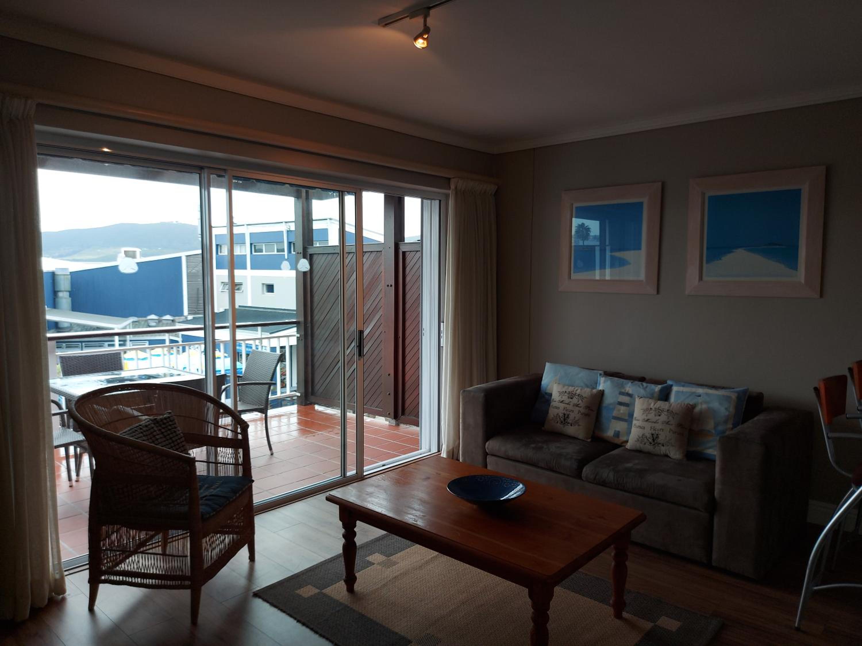 One-Bedroom Apartment - Photo 15